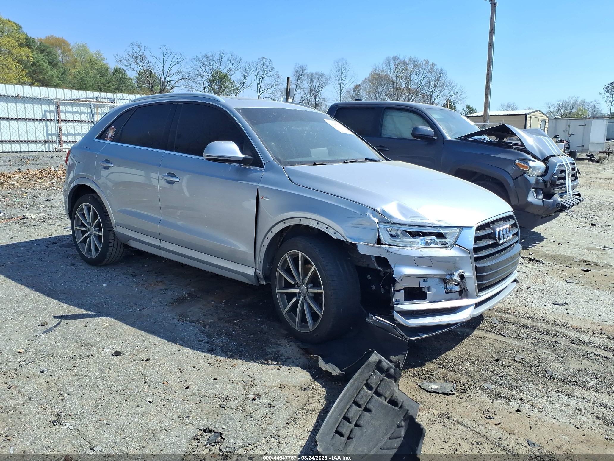 2018 Audi Q3 Premium Plus, VIN WA1HCCFS7JR032505 — Front end
