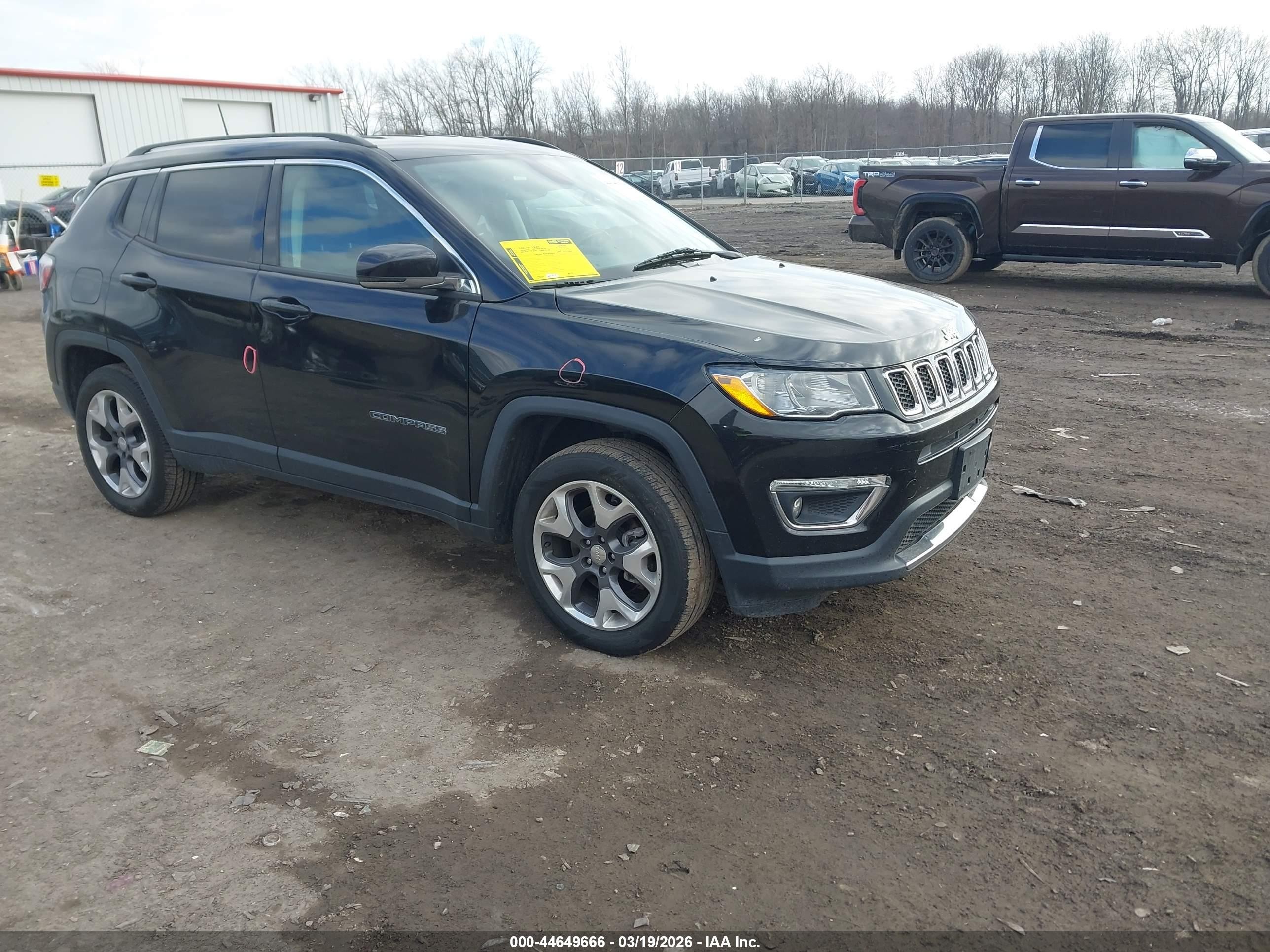 2020 Jeep Compass Limited, VIN 3C4NJDCB4LT210020 — Front end
