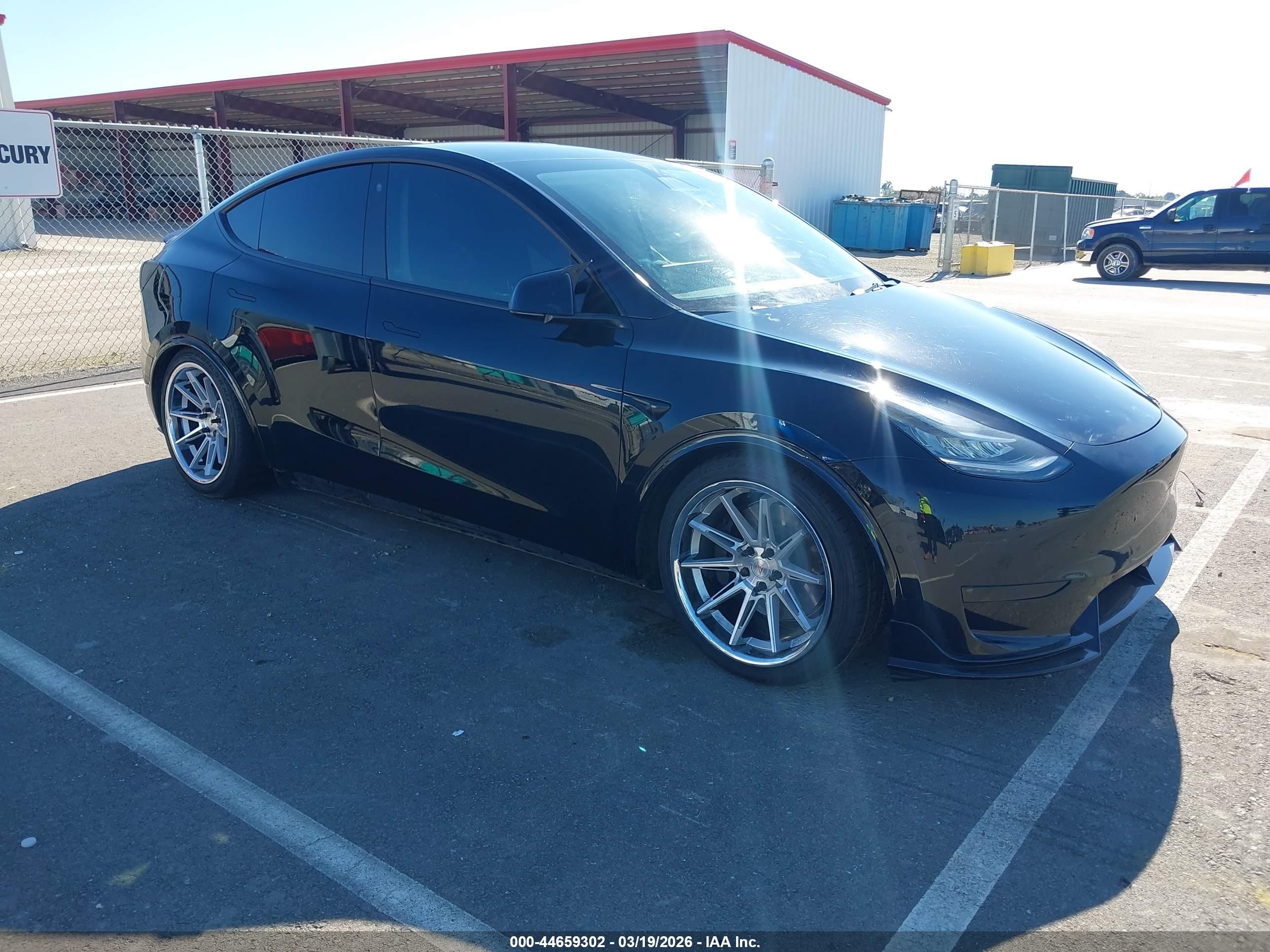 2022 Tesla Model Y Long Range, VIN 7SAYGDEE6NF376675 — Theft recovery
