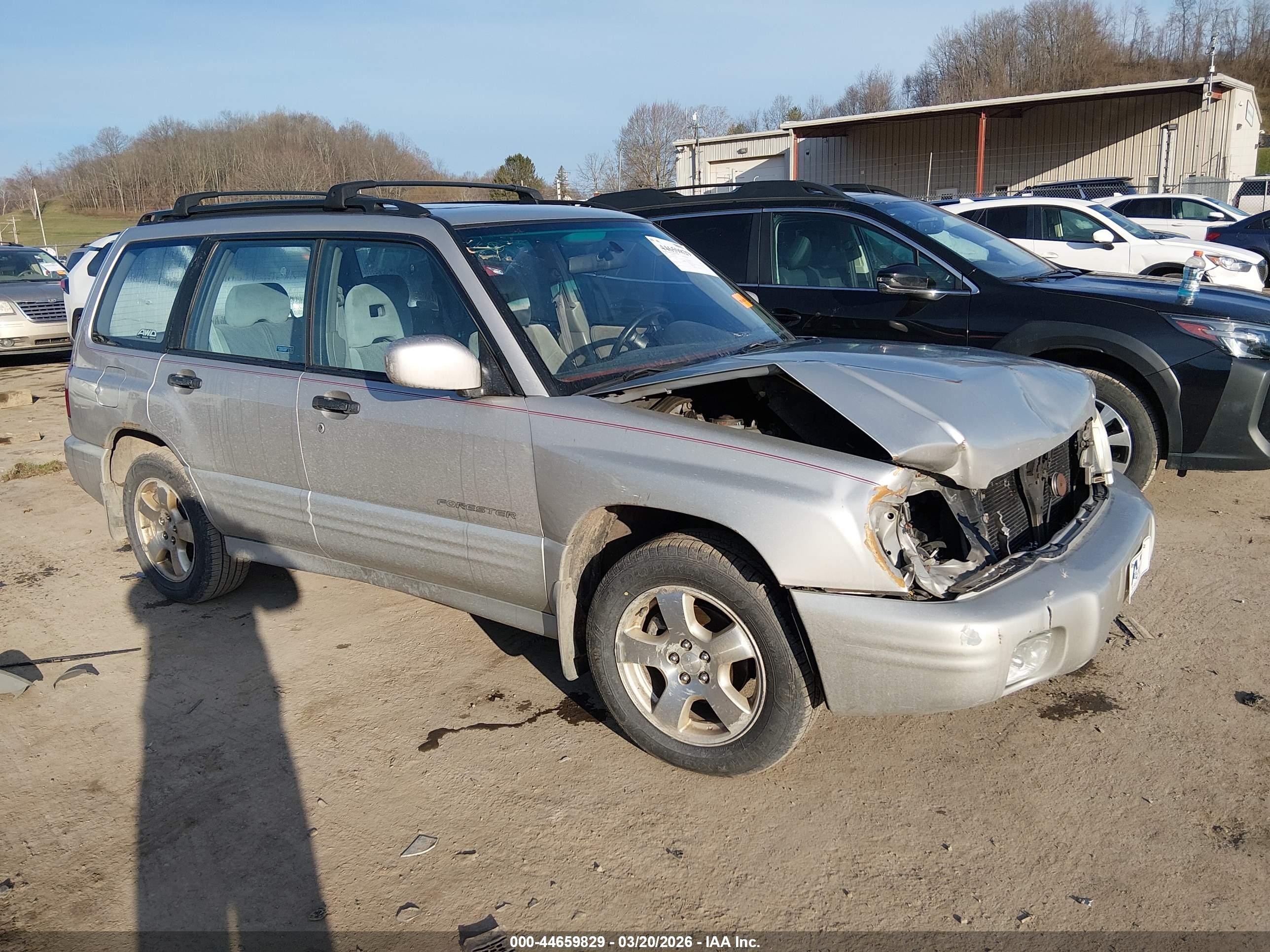 2001 Subaru Forester S, VIN JF1SF65681H741691 — Перед