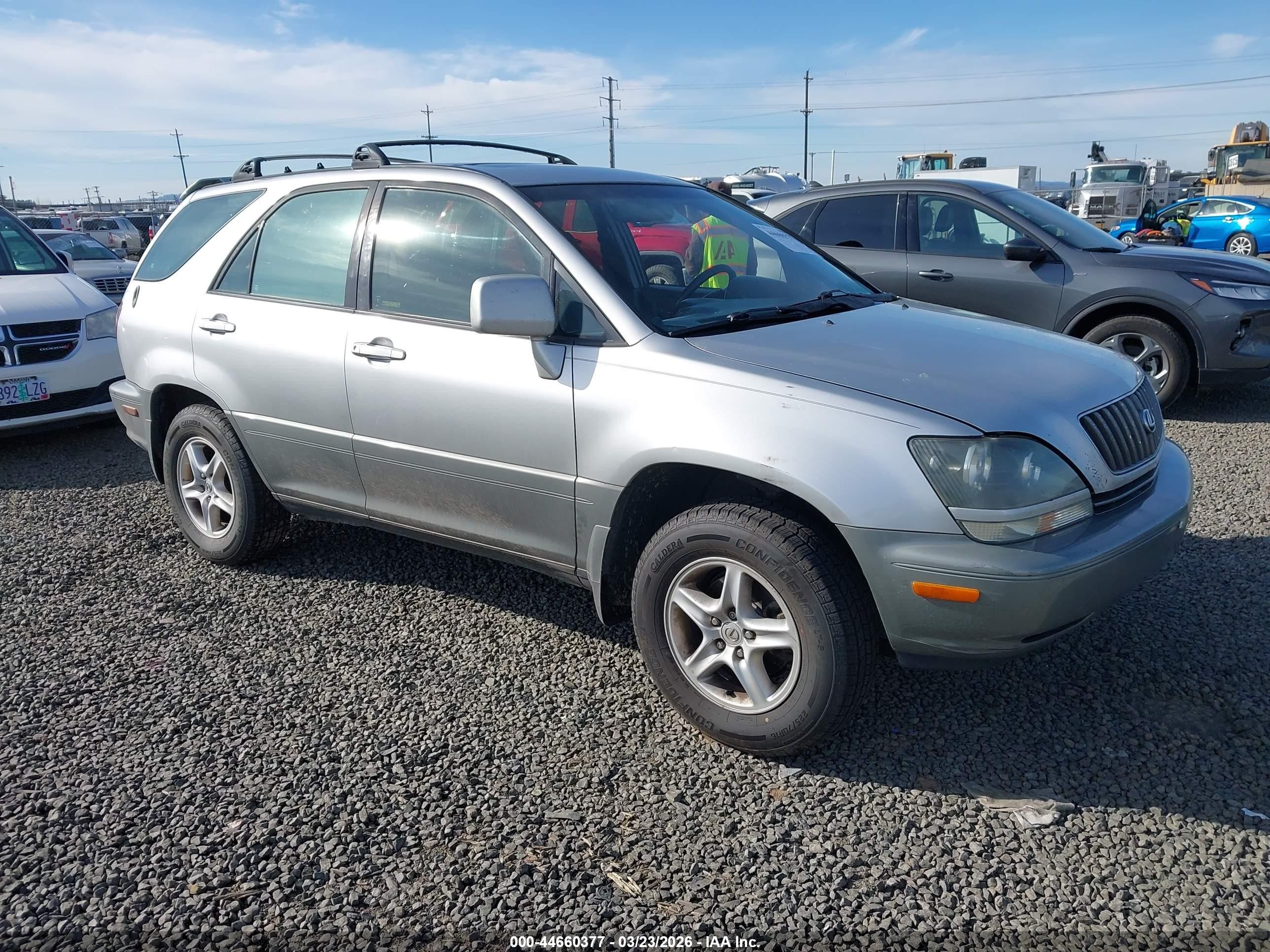 1999 Lexus RX 300, VIN JT6HF10U1X0060171 — Обычный износ