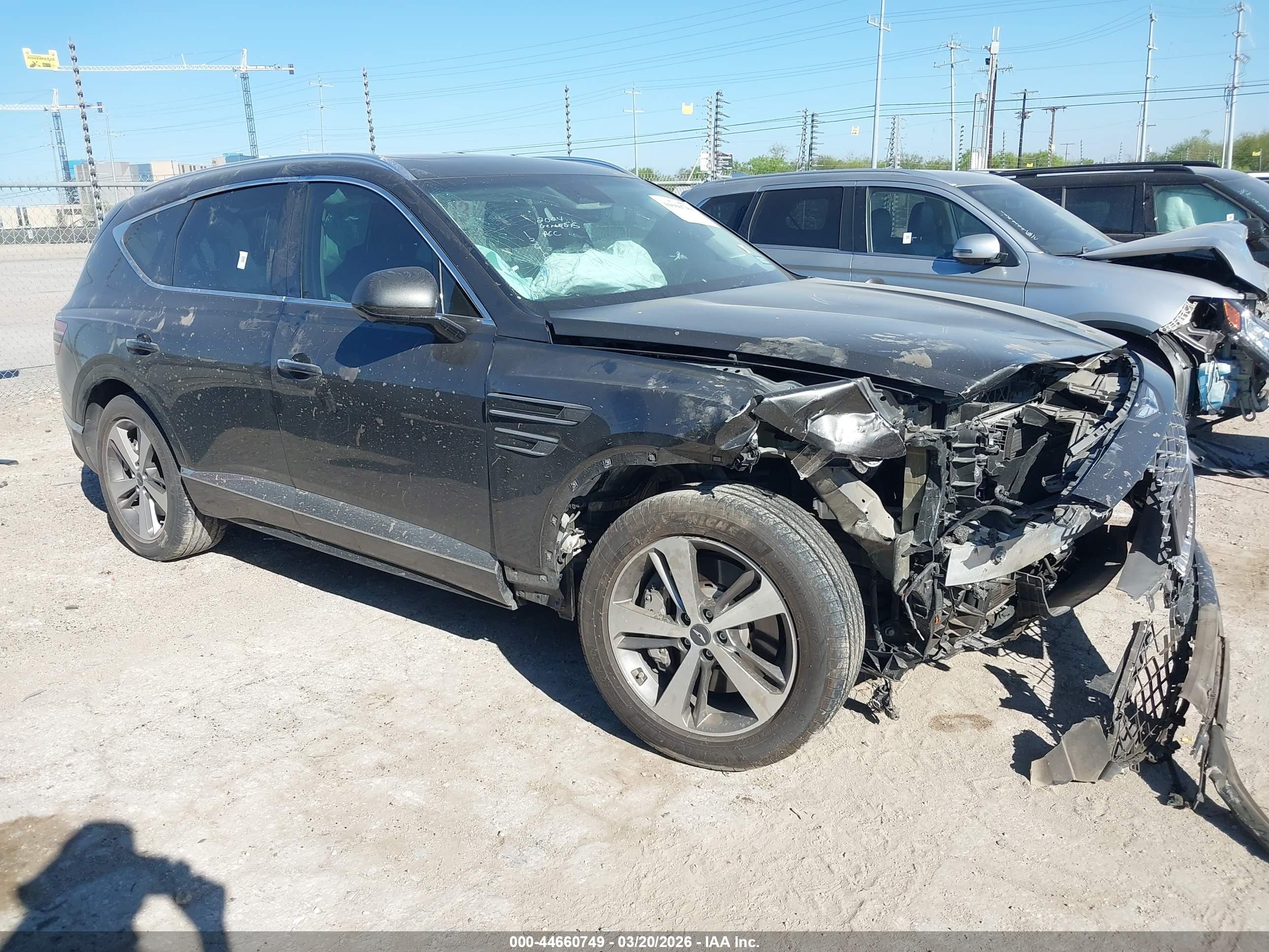 2024 Genesis GV80, VIN KMUHCESC4RU177409 — Front end