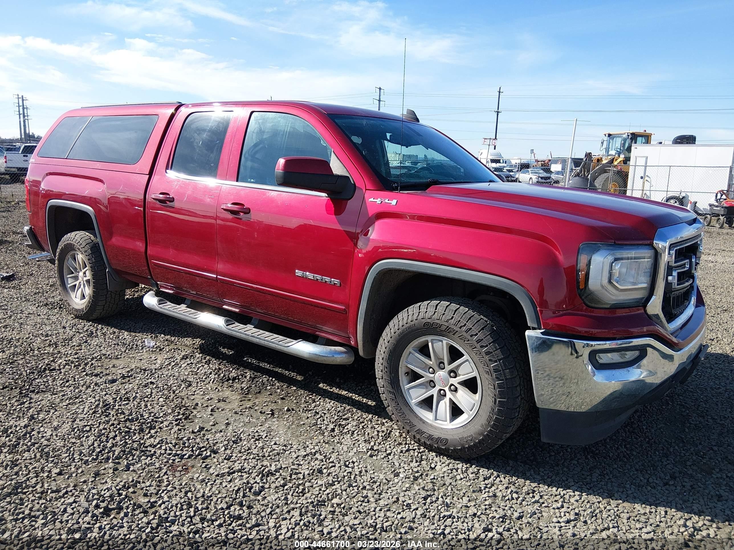 2018 GMC Sierra 1500 SLE, VIN 1GTV2MEH6JZ170611 — Front end