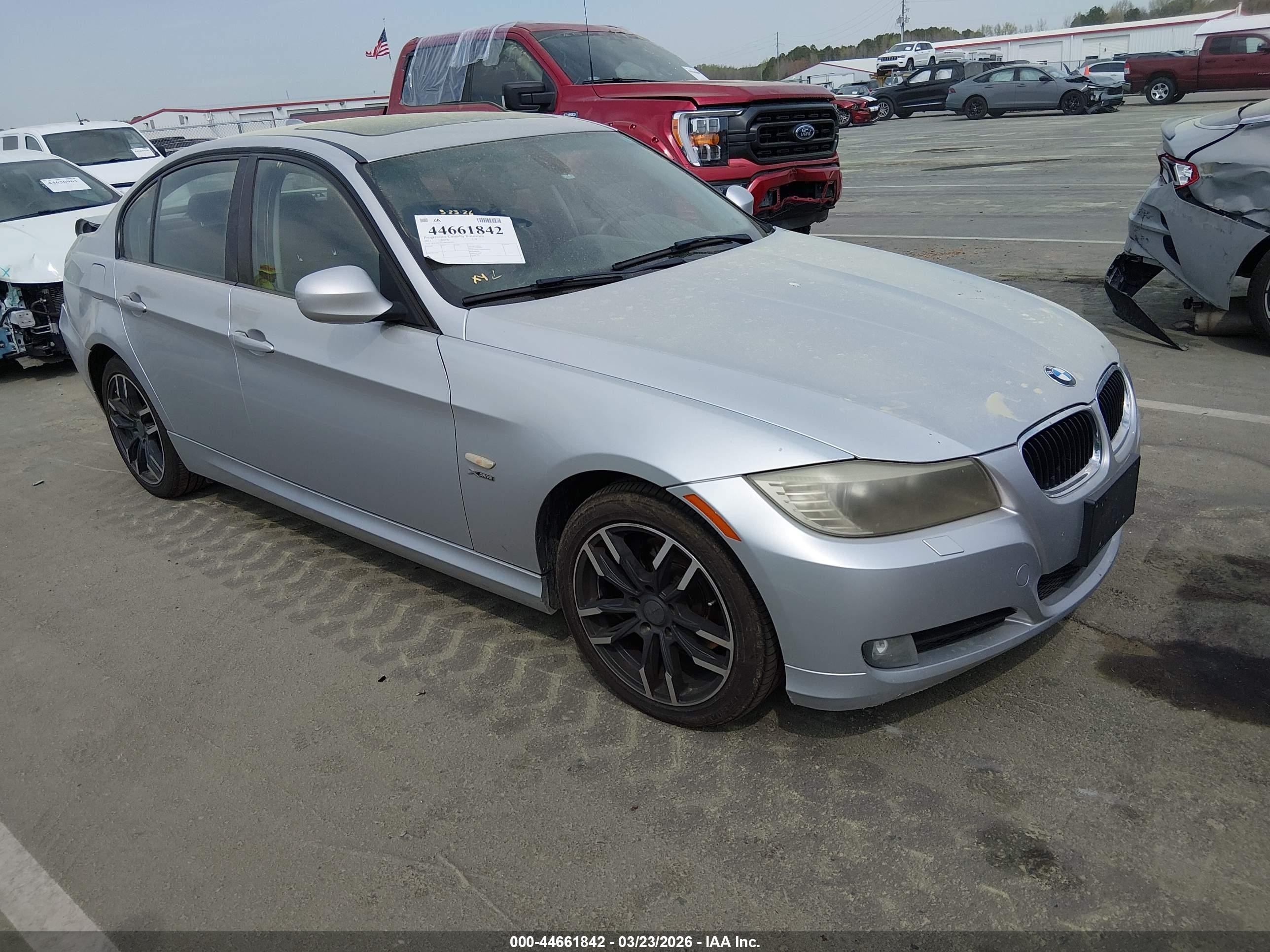 2011 BMW 3 Series 328i xDrive, VIN WBAPK7G55BNN87091 — Rear end