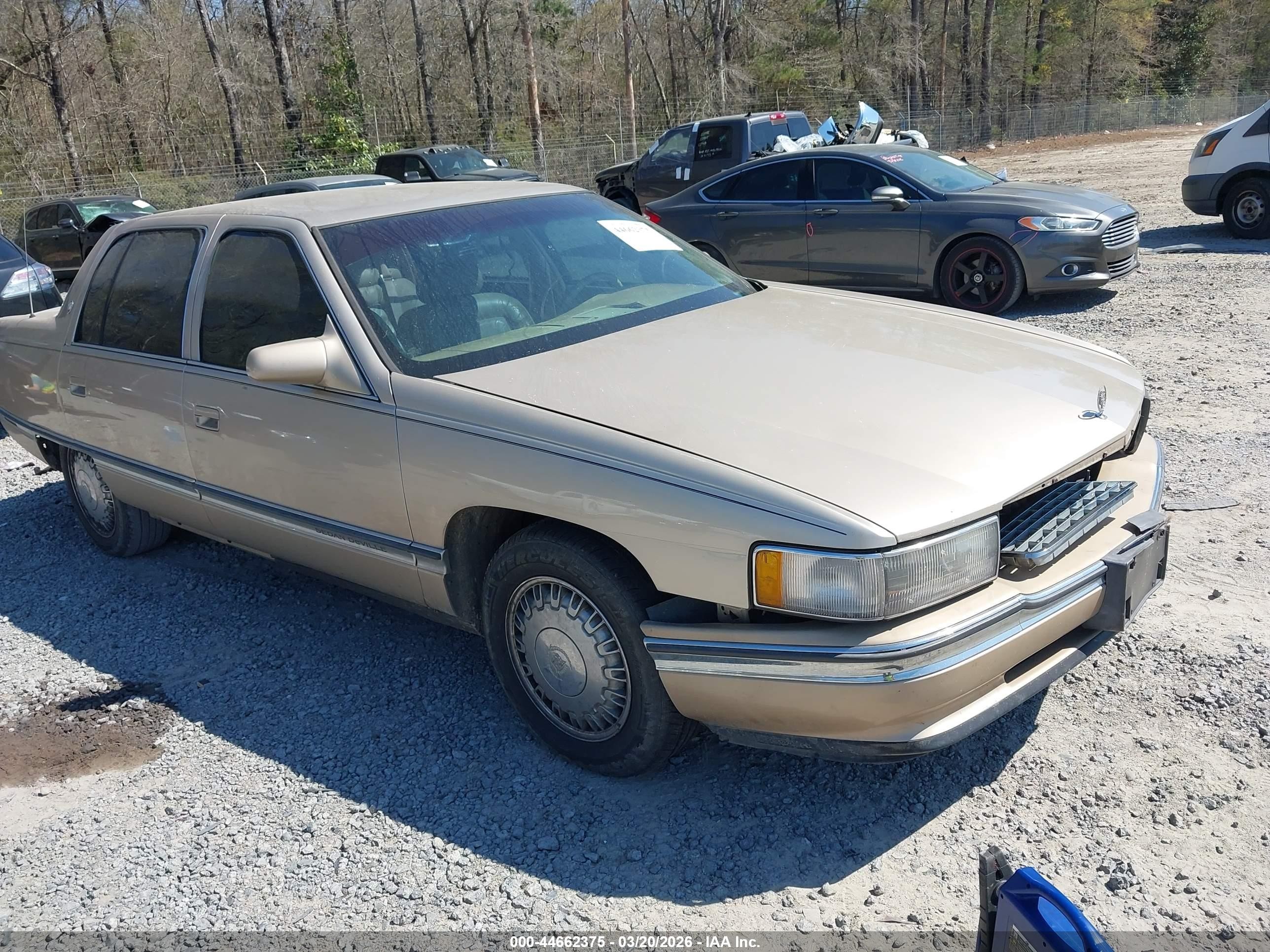 1995 Cadillac DeVille, VIN 1G6KD52B1SU283287 — Перед