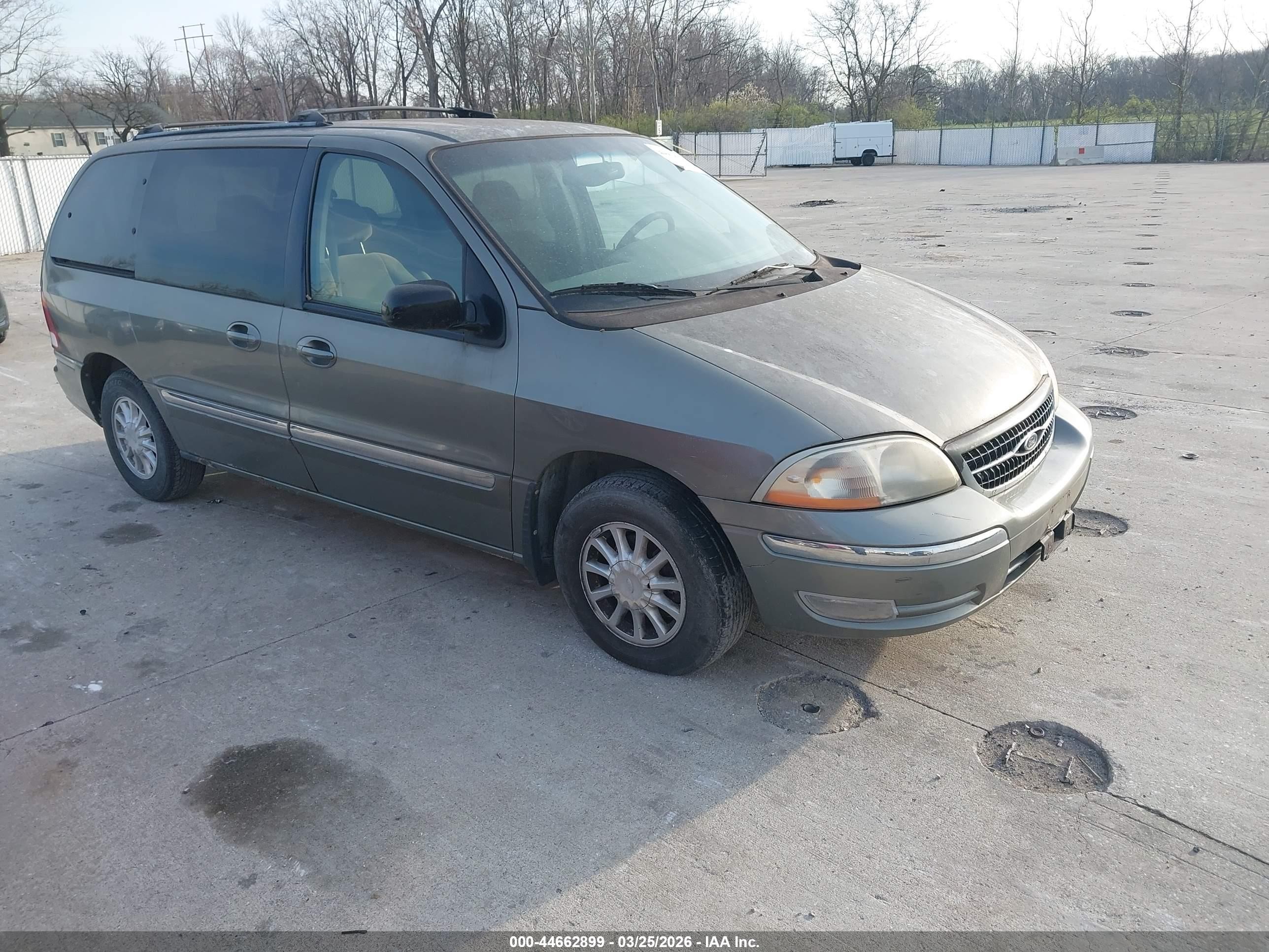2000 Ford Windstar SE, VIN 2FMZA5244YBC92128 — Side