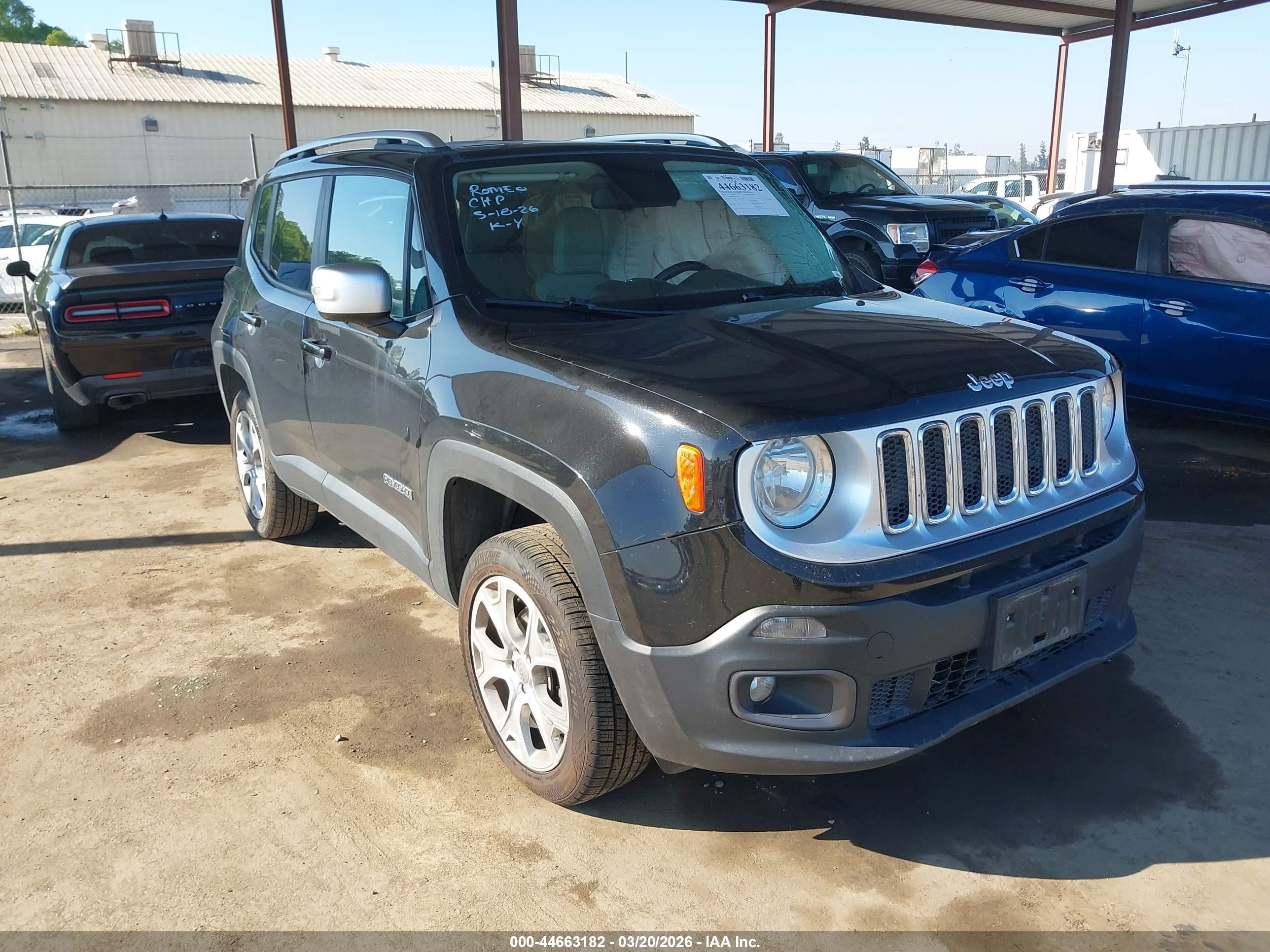 2015 Jeep Renegade Limited, VIN ZACCJBDTXFPB98244 — Side