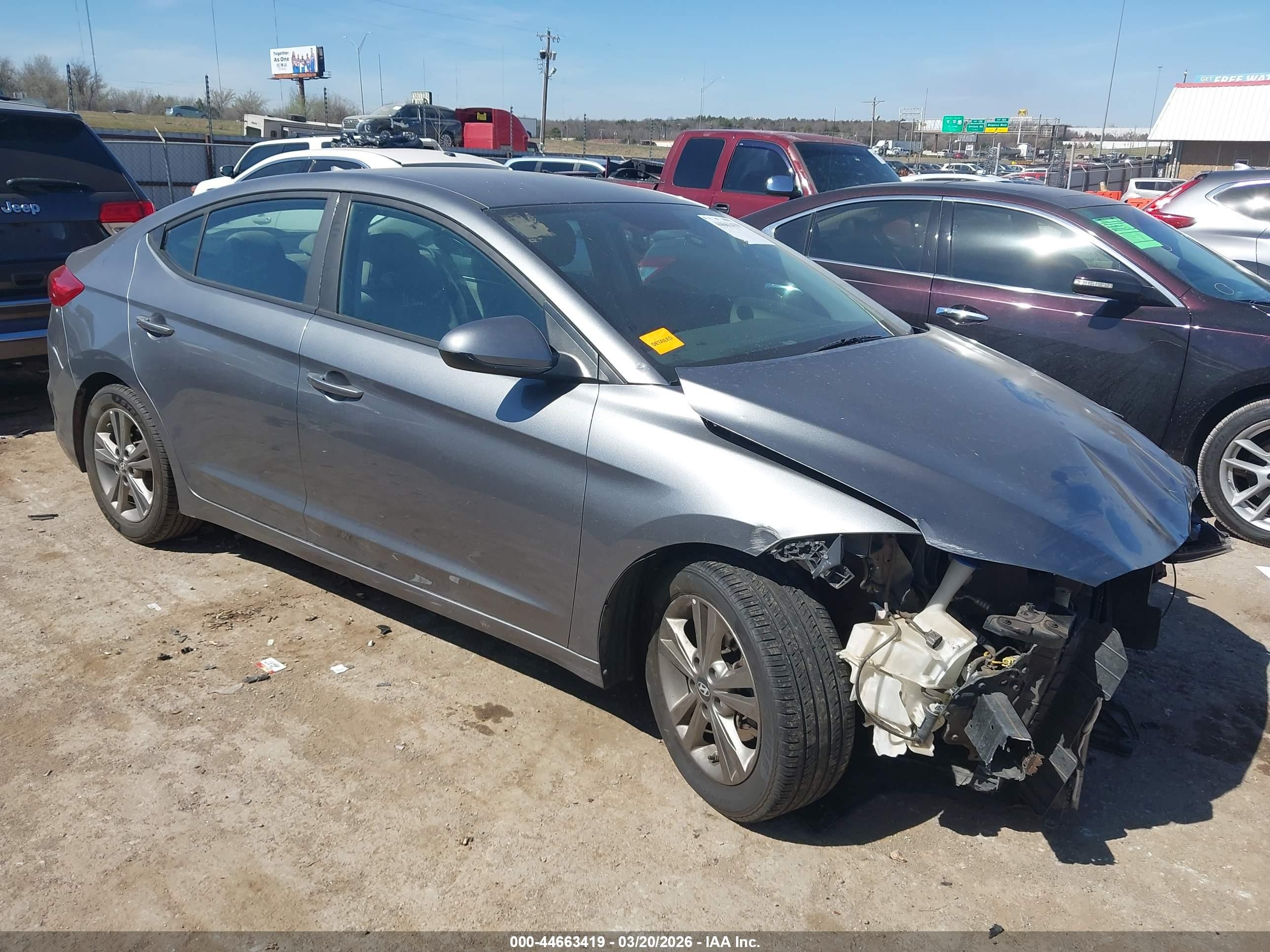 2018 Hyundai Elantra SEL, VIN 5NPD84LF2JH299187 — Front end
