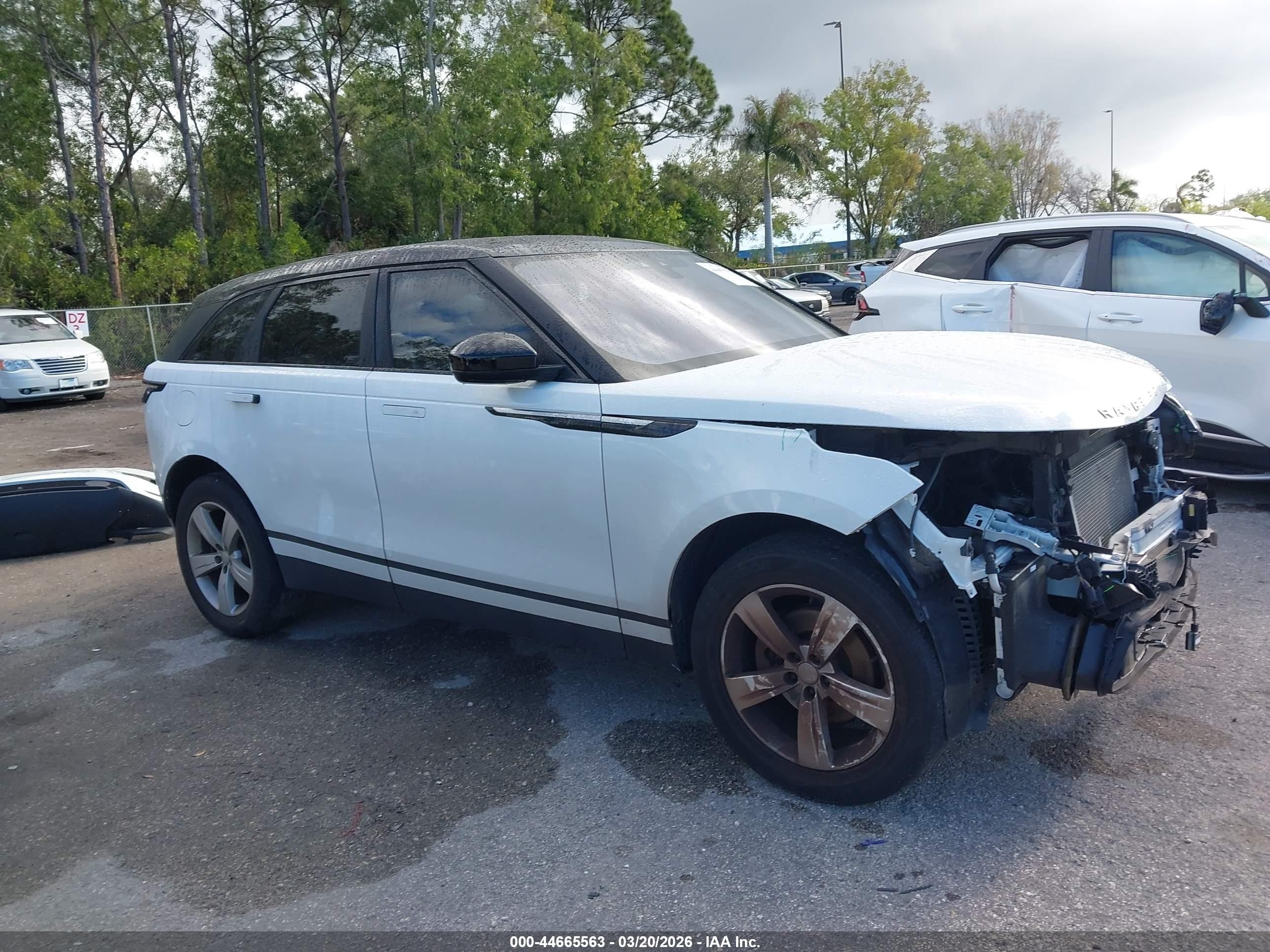 2019 Land Rover Range Rover Velar S, VIN SALYB2EX0KA789108 — Front end