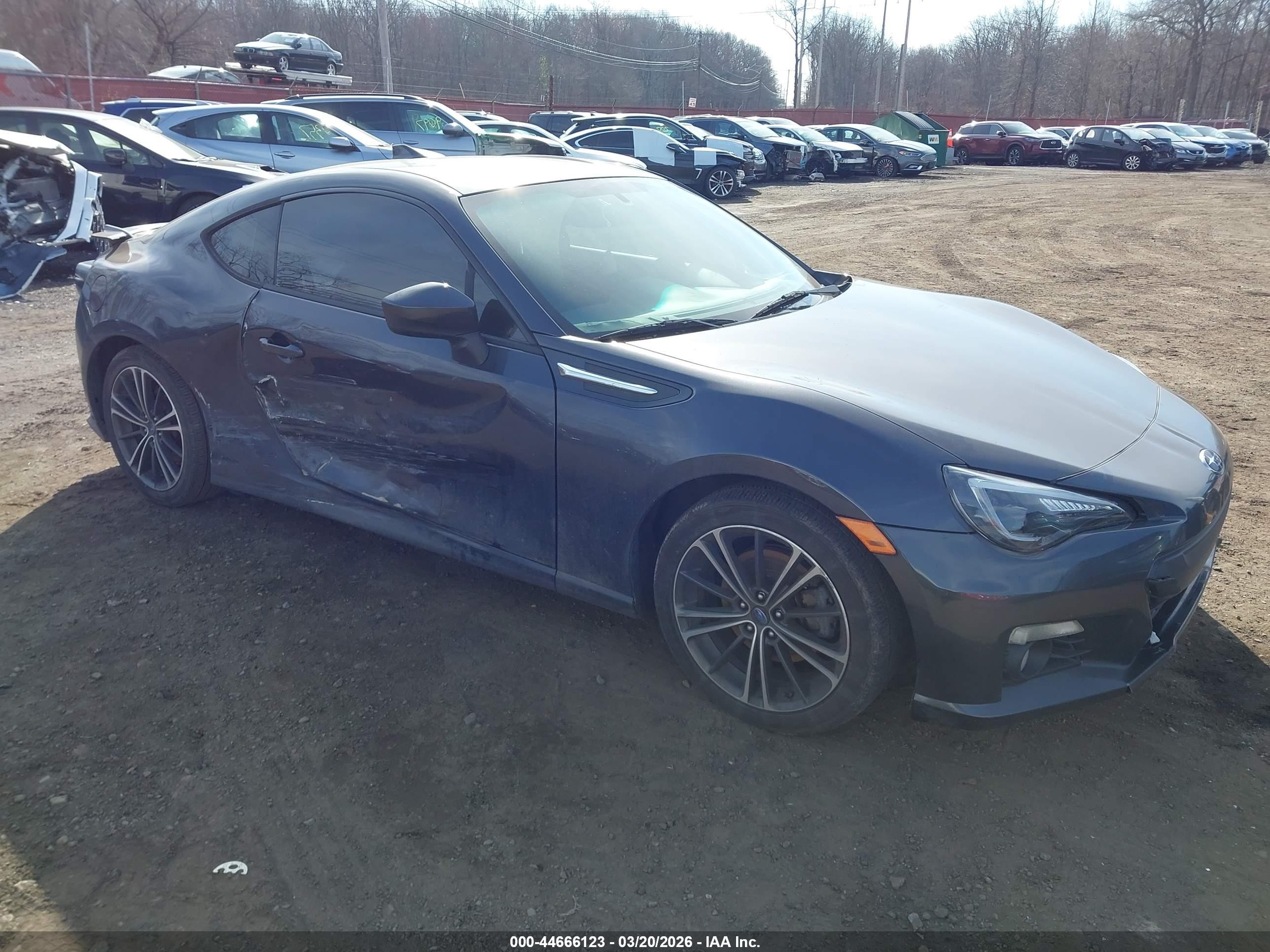 2014 Subaru BRZ Limited, VIN JF1ZCAC14E9605916 — Side