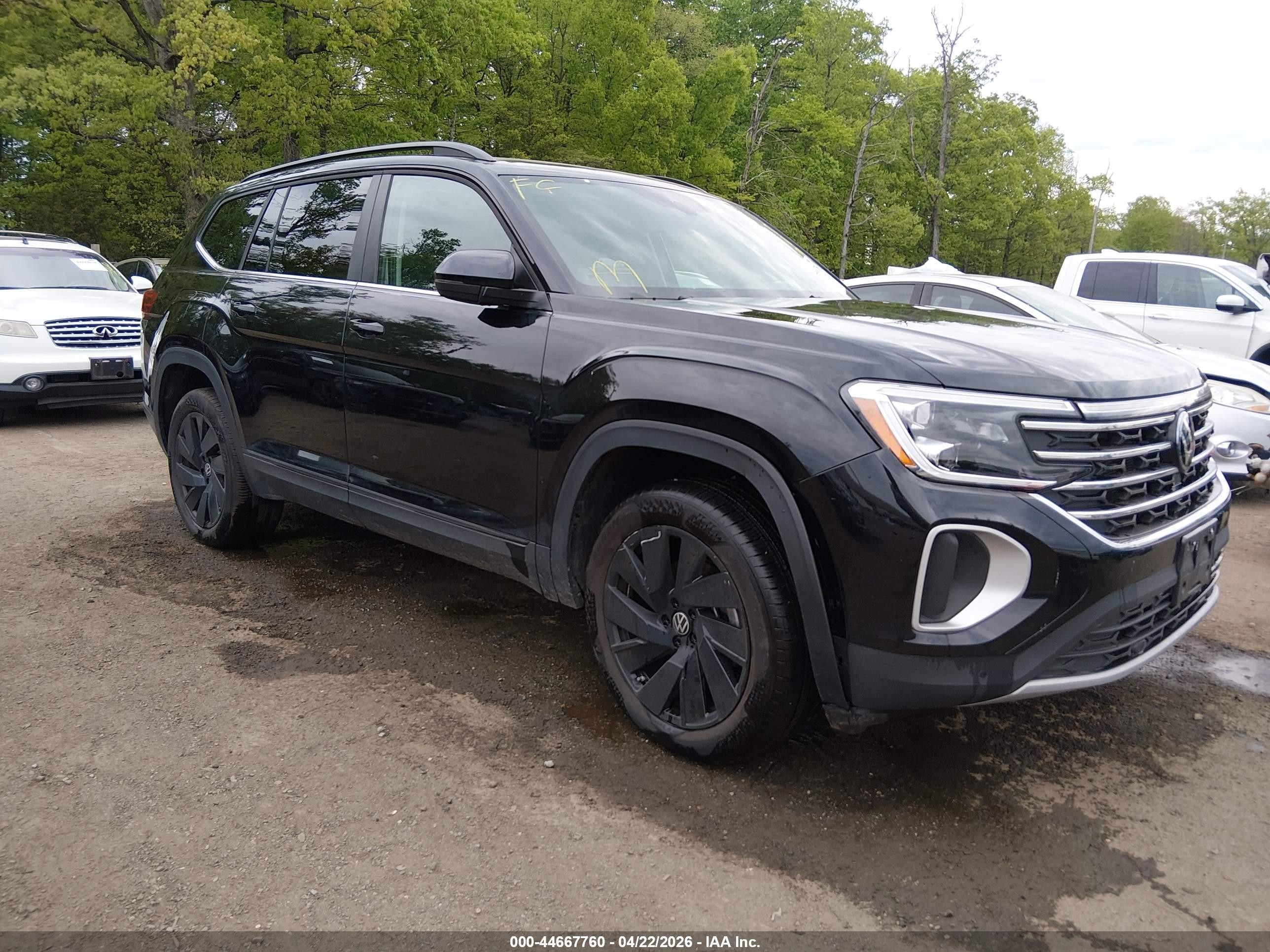 2025 Volkswagen Atlas SE, VIN 1V2KR2CA7SC562279 — Theft recovery