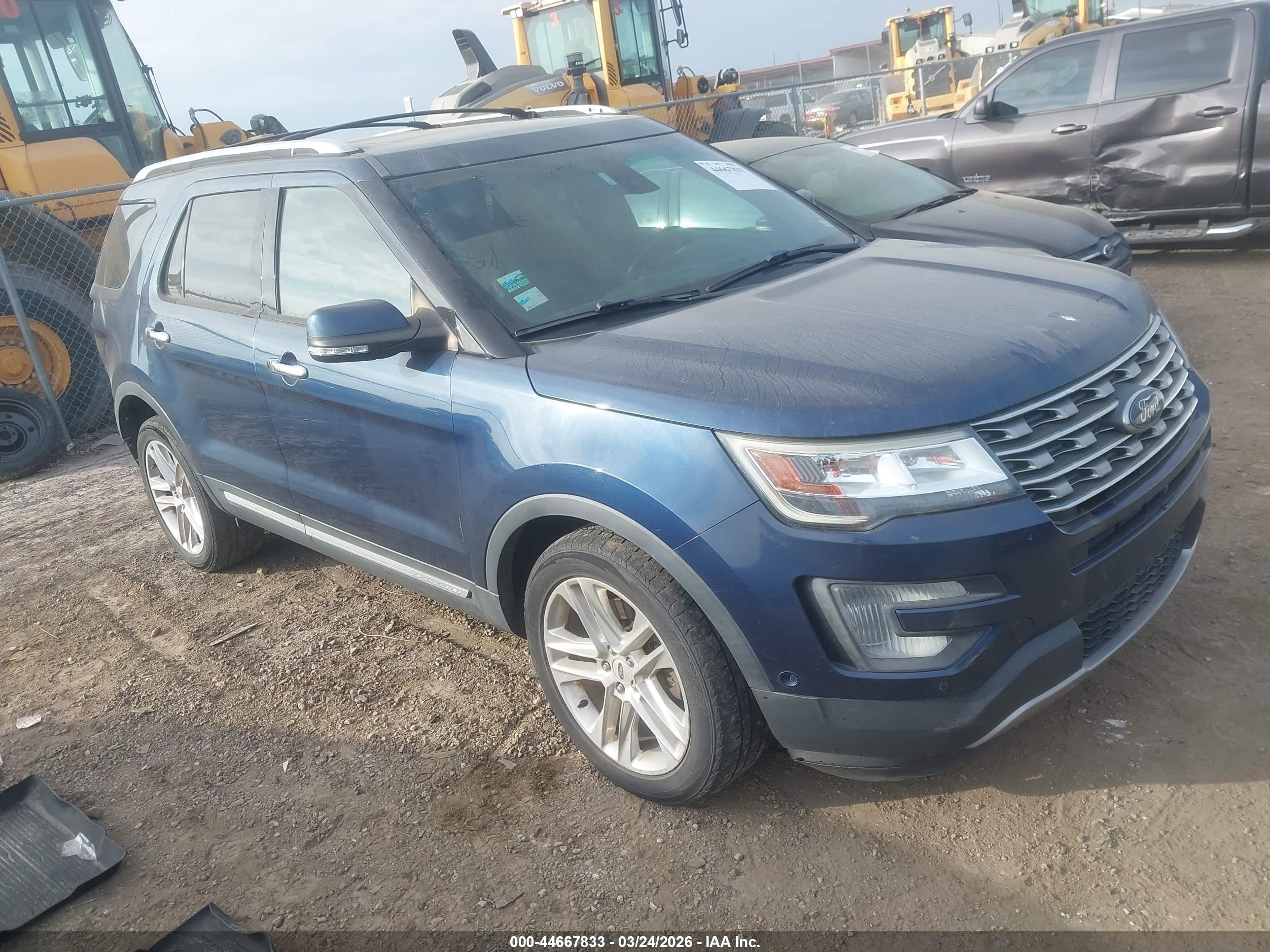 2017 Ford Explorer Limited, VIN 1FM5K8F84HGA58316 — Rear end