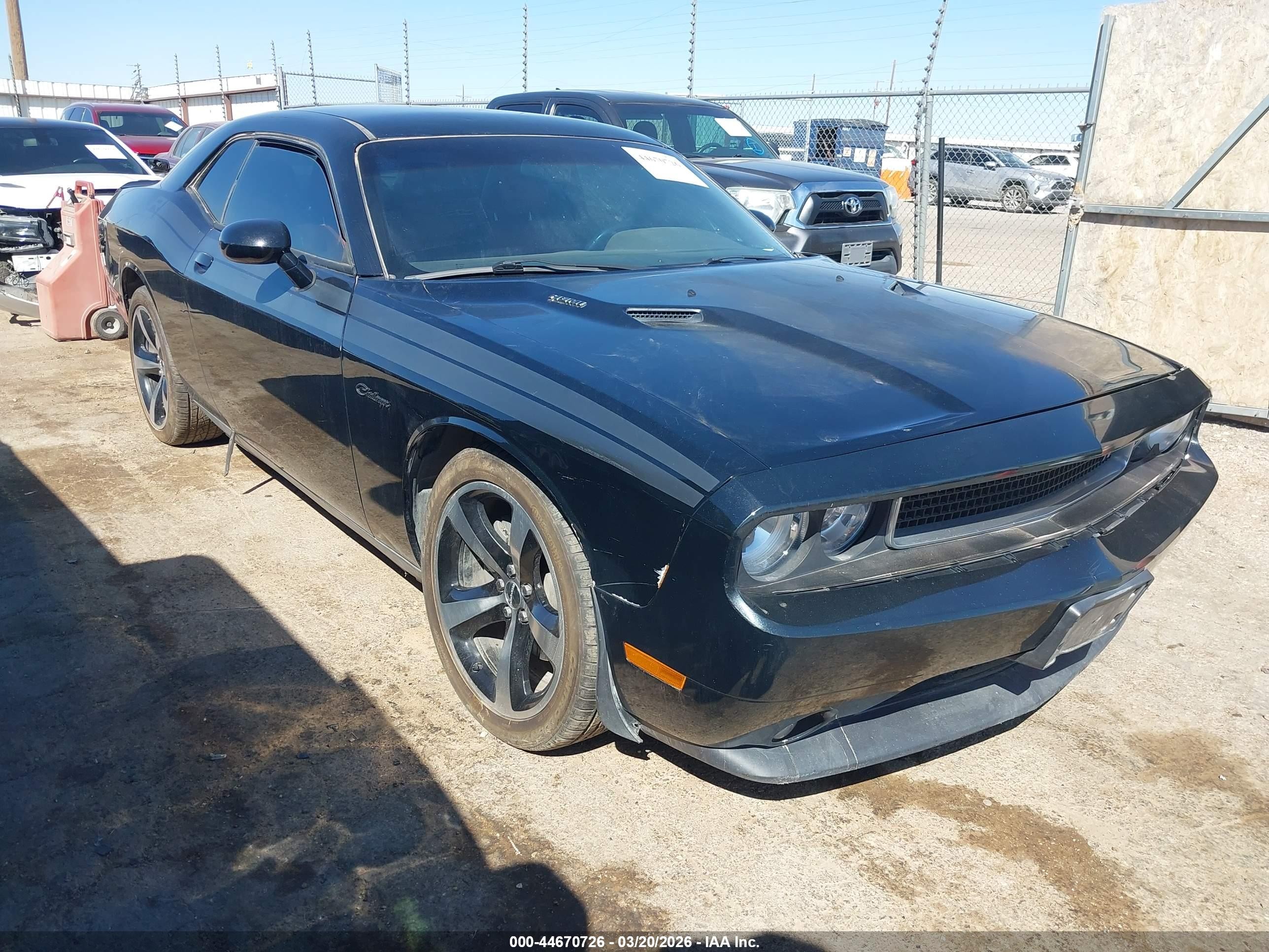 2013 Dodge Challenger R/T, VIN 2C3CDYBT6DH634555 — Side