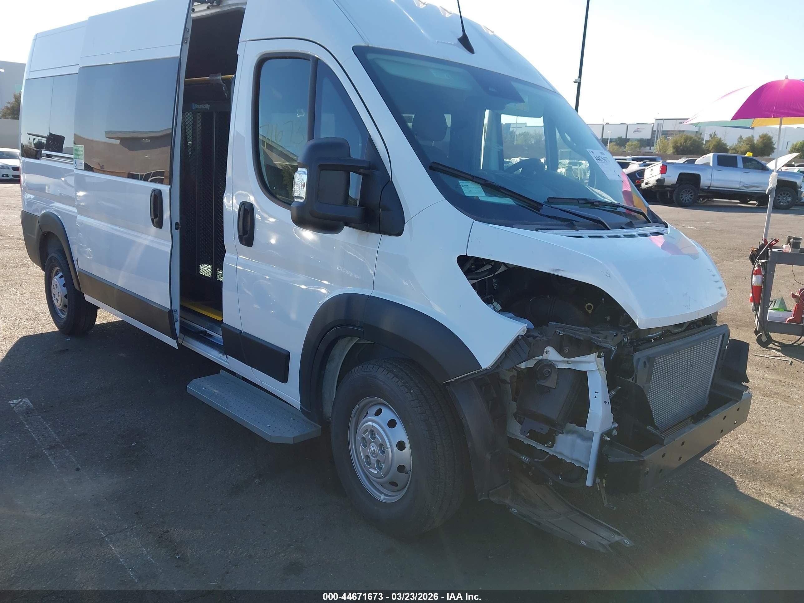 2023 Ram ProMaster Window Van, VIN 3C6LRVPG3PE589525 — Front end