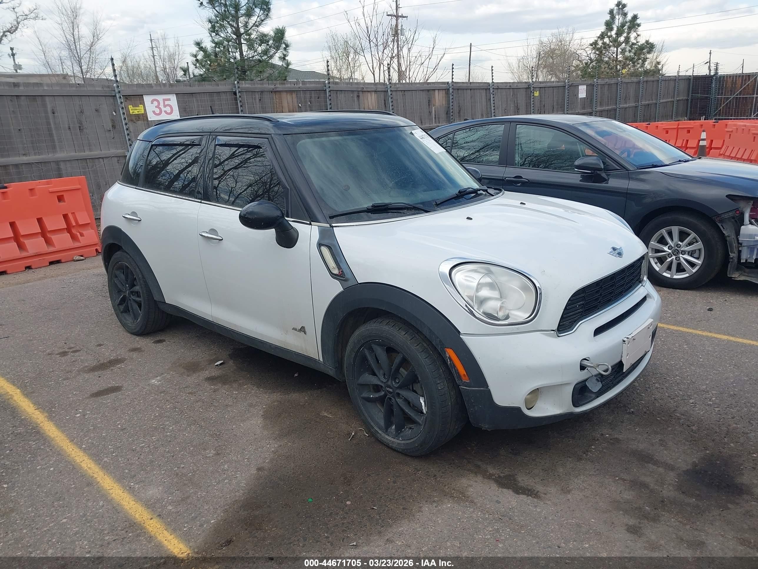 2011 MINI Countryman S, VIN WMWZC5C5XBWM11101 — Mechanical