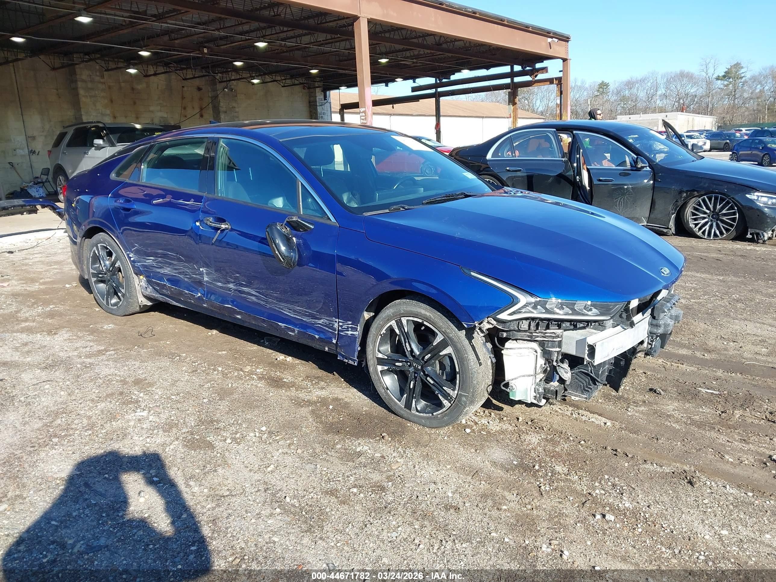 2021 Kia K5 GT-Line, VIN 5XXG64J27MG057014 — Front end