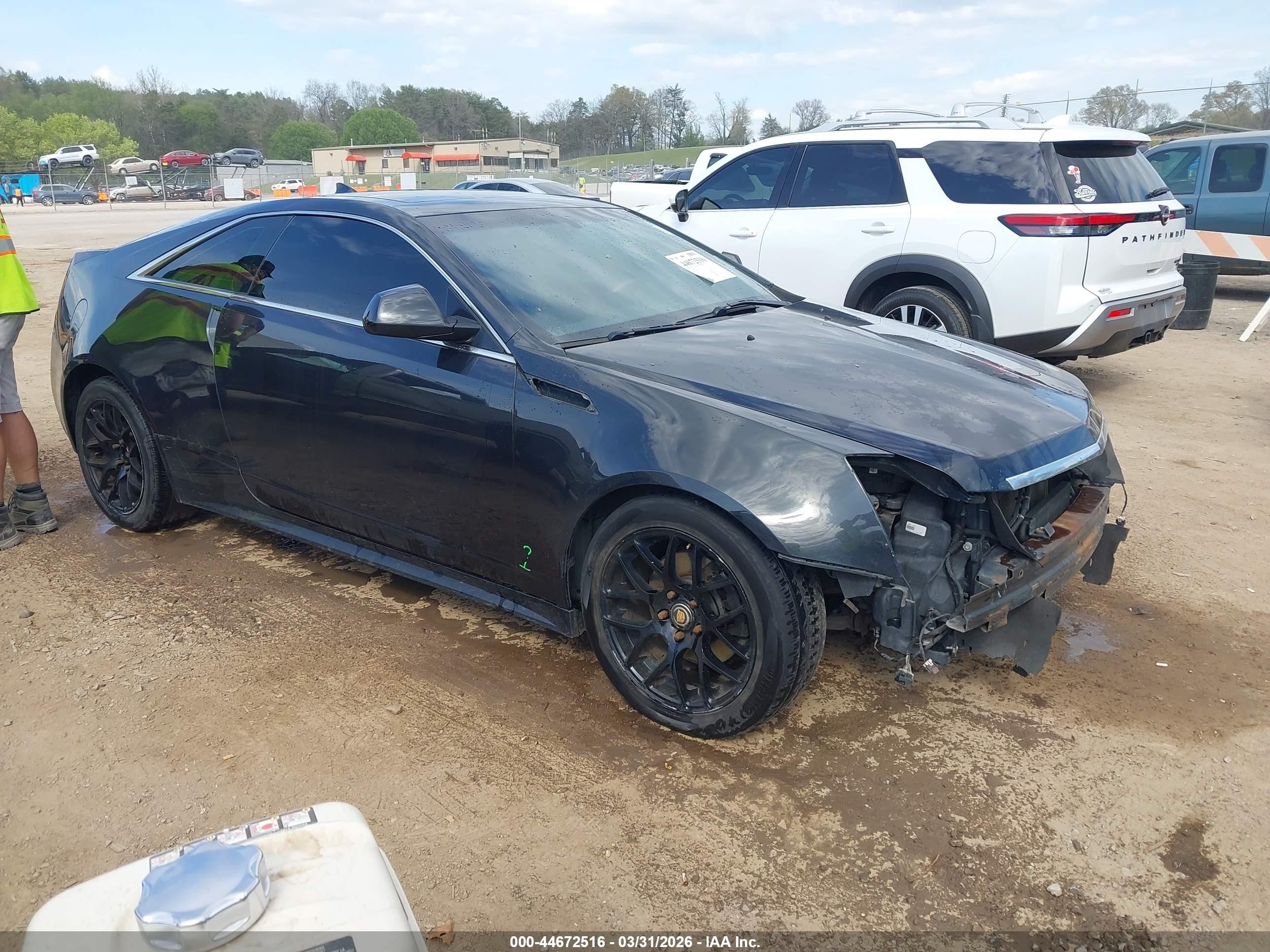 2011 Cadillac CTS Premium, VIN 1G6DS1ED8B0117649 — Перед