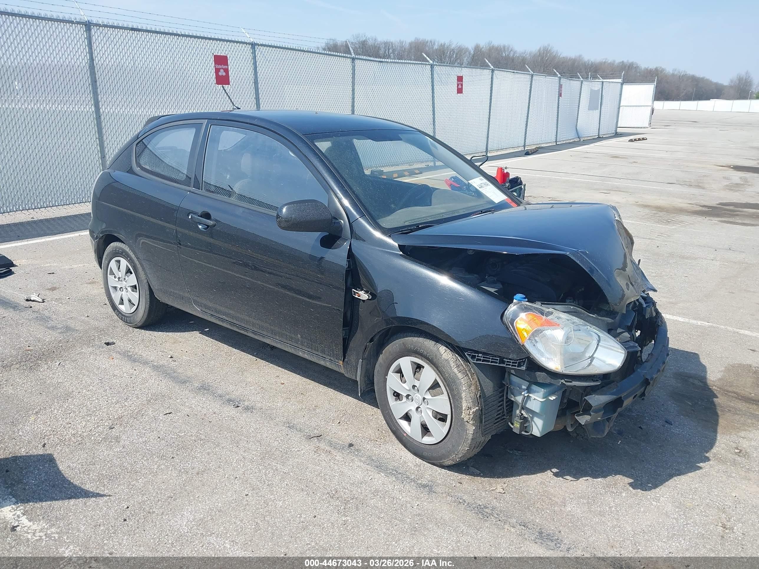 2010 Hyundai Accent GS, VIN KMHCM3AC2AU181166 — Front end