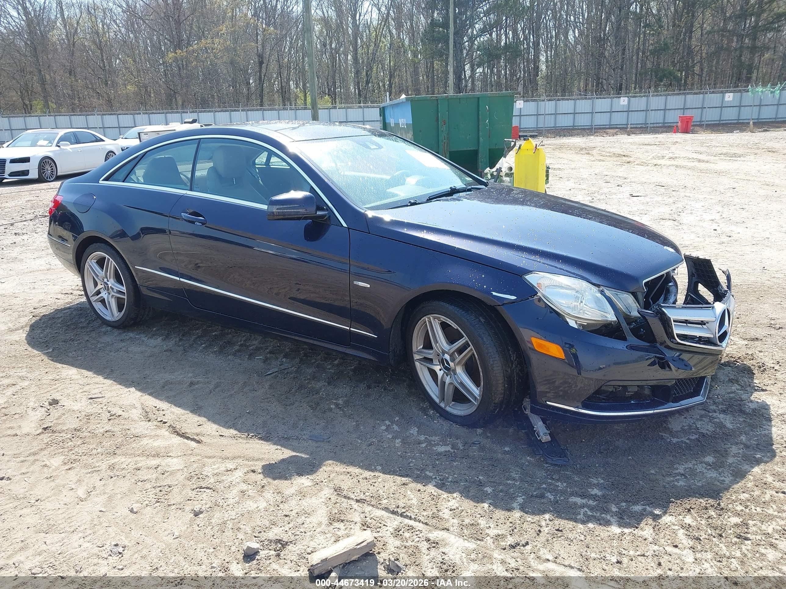 2012 Mercedes-Benz E 350, VIN WDDKJ5KB5CF130834 — Front end