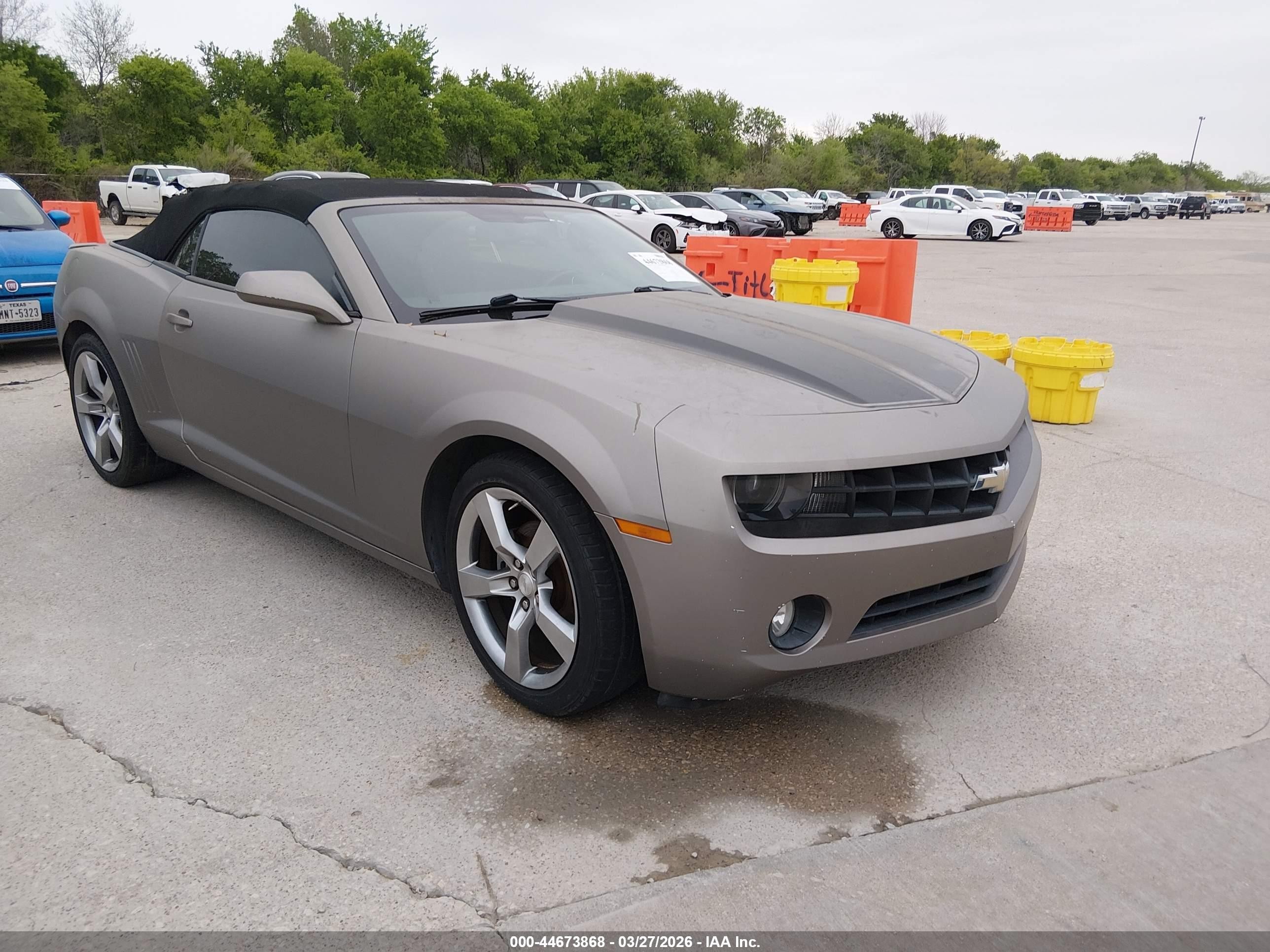 2012 Chevrolet Camaro 2LT, VIN 2G1FC3D35C9102937 — Front end