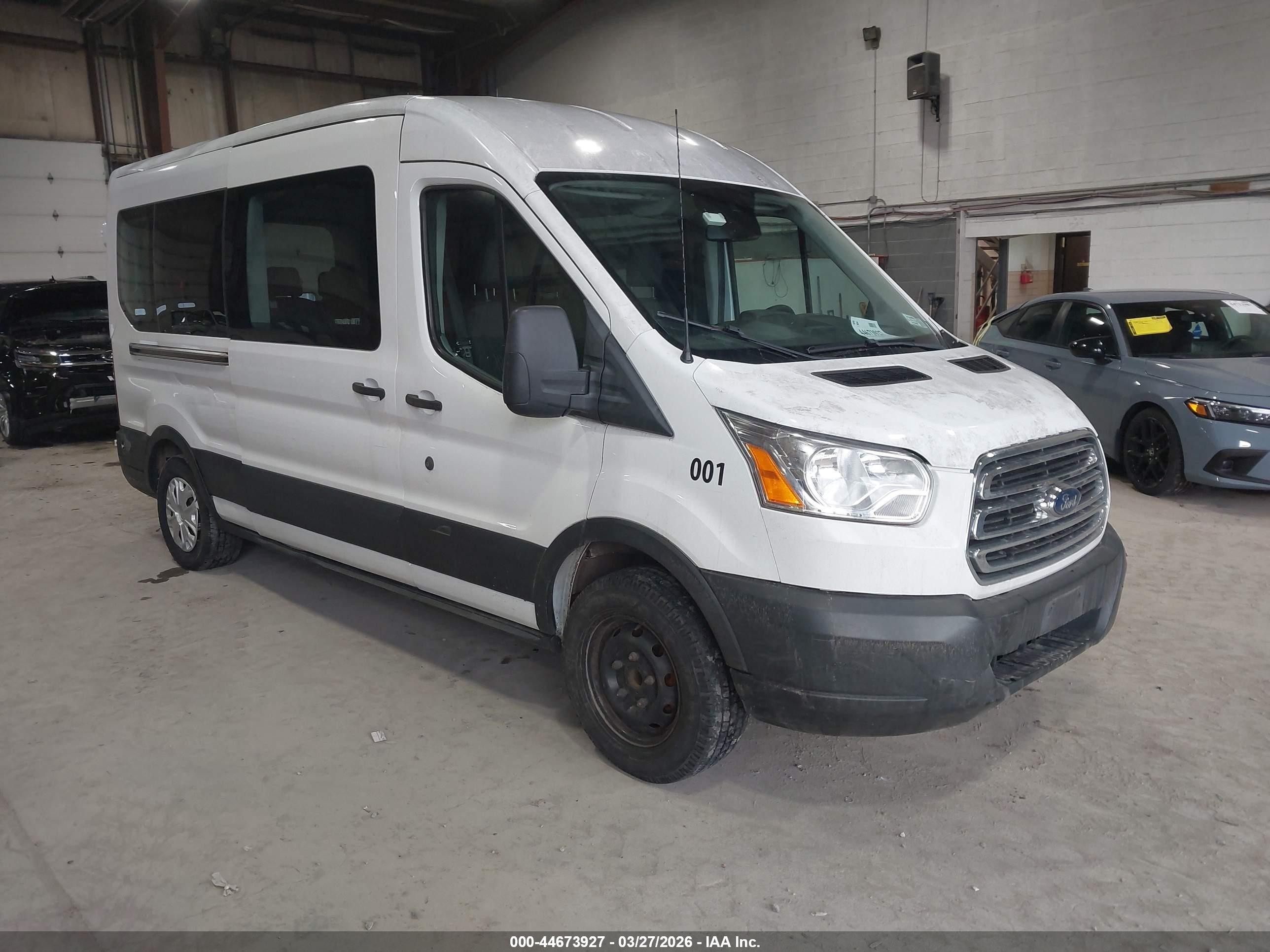 2019 Ford Transit Passenger XL, VIN 1FBAX2CM5KKA41309 — Rear end