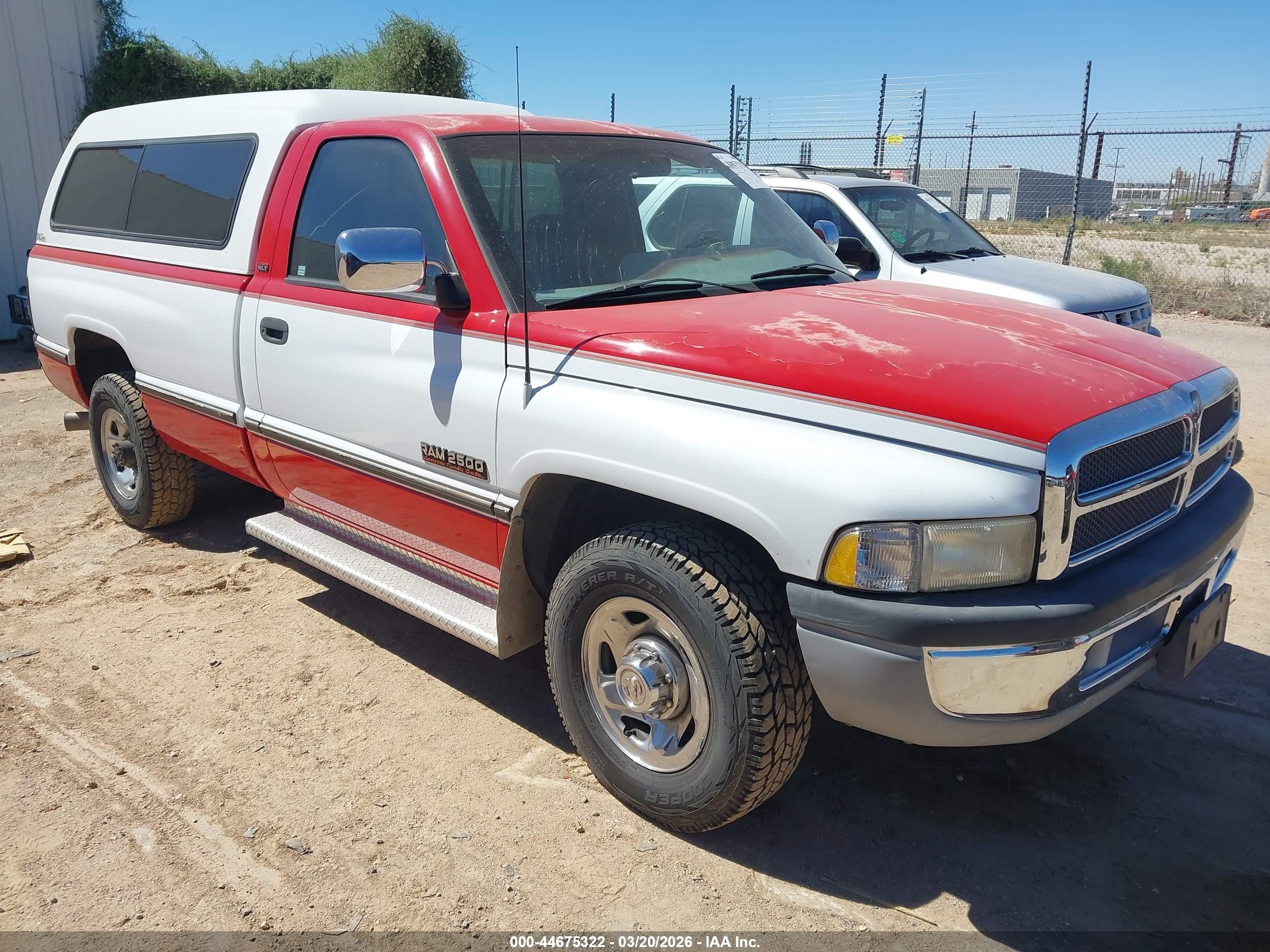 1995 Dodge RAM, VIN 1B7KC26C2SS303334 — Зад