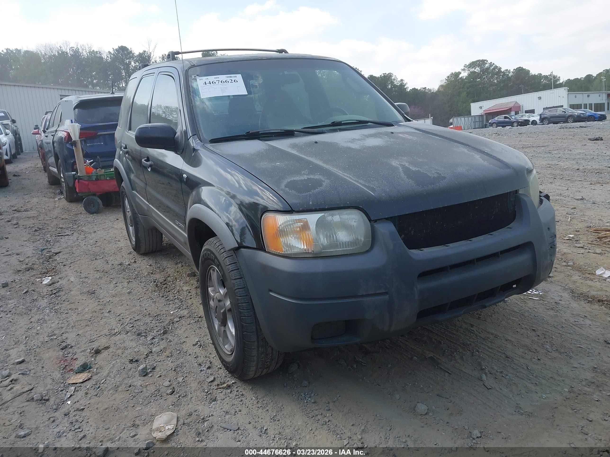 2001 Ford Escape XLT, VIN 1FMCU03191KF36078 — Перед