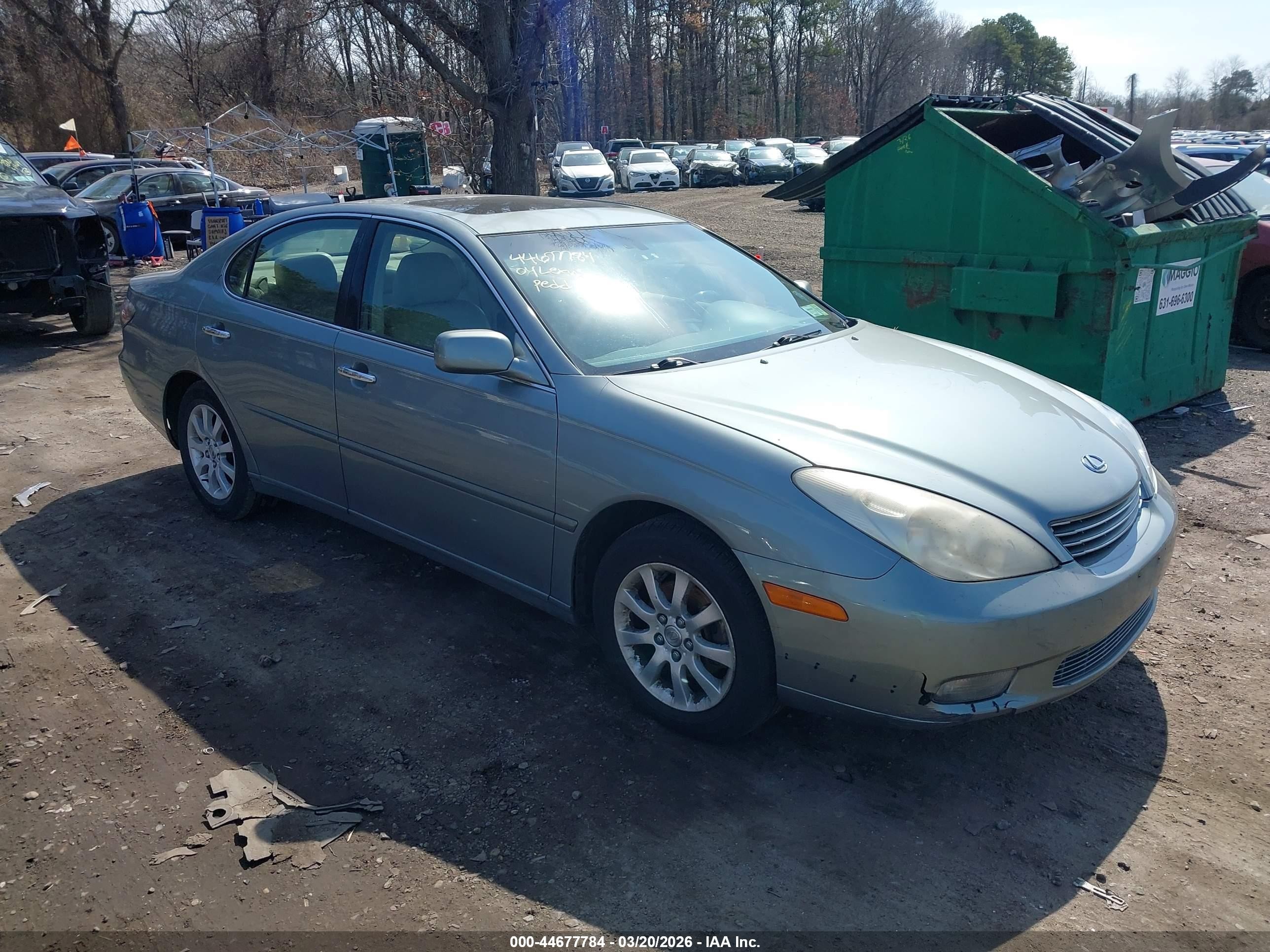 2004 Lexus ES 350, VIN JTHBA30G640021833 — Фото с аукциона
