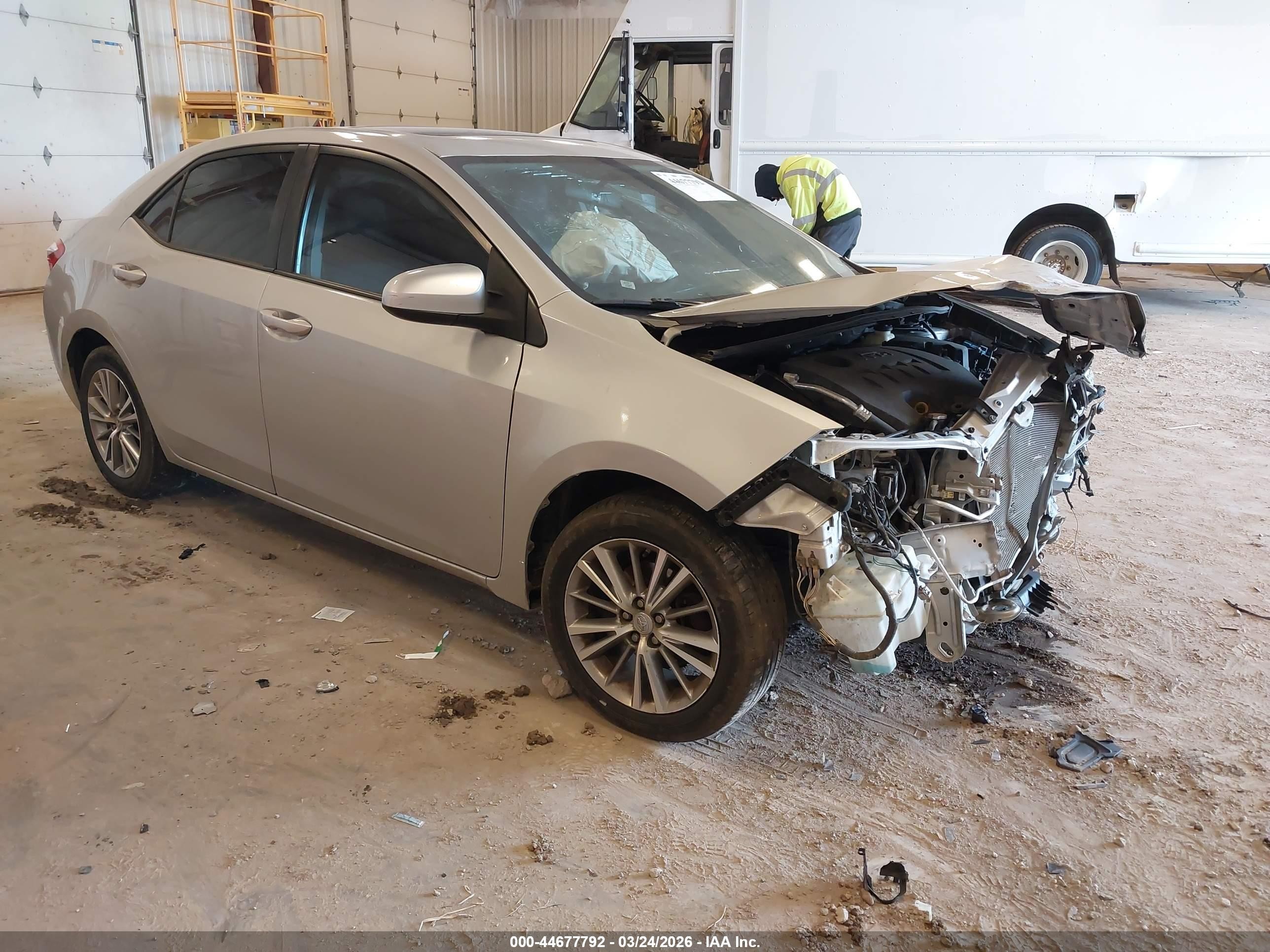 2015 Toyota Corolla S Plus, VIN 2T1BURHE5FC312878 — Front end