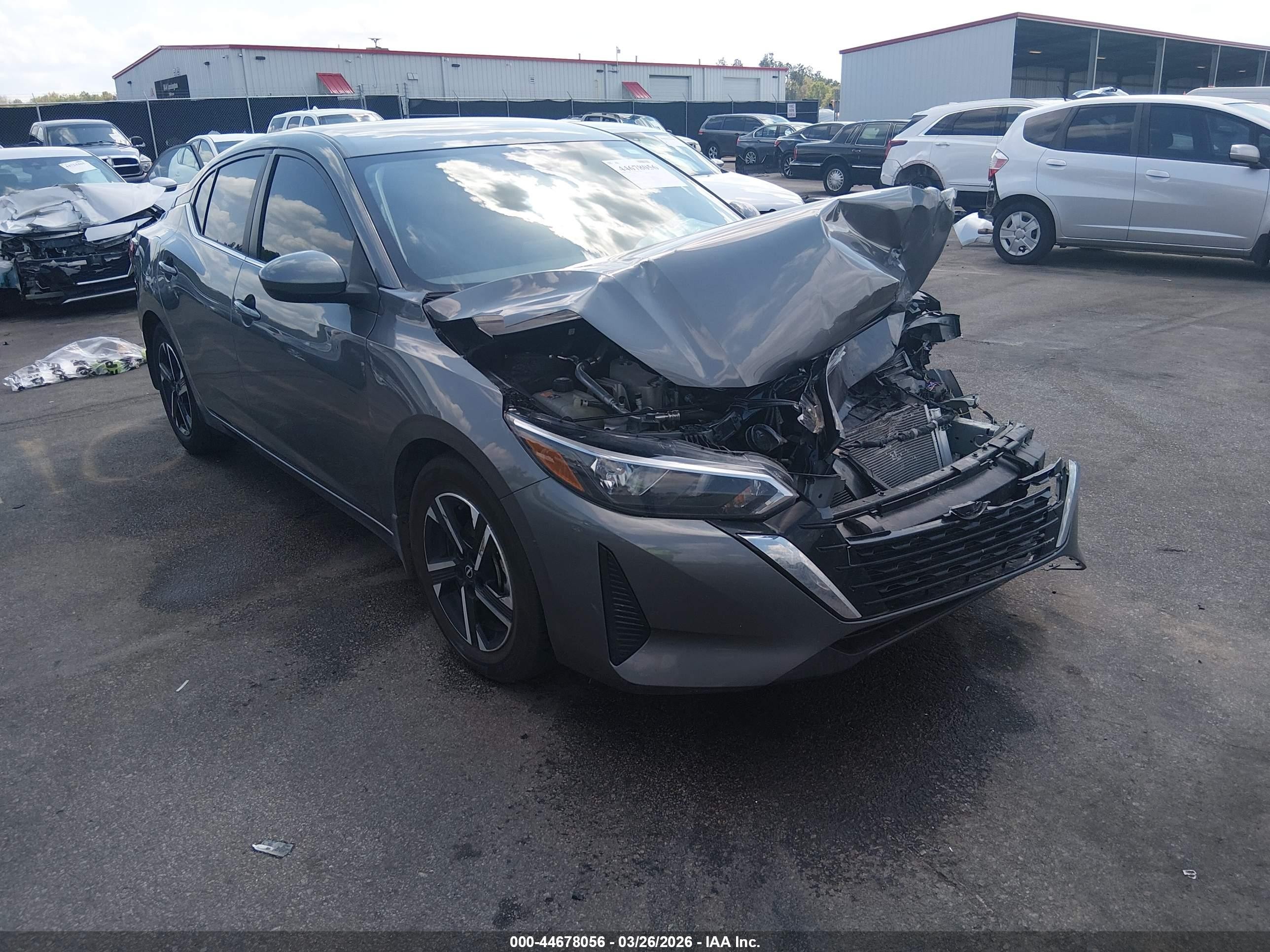 2025 Nissan Sentra SV, VIN 3N1AB8CV9SY342854 — Перед