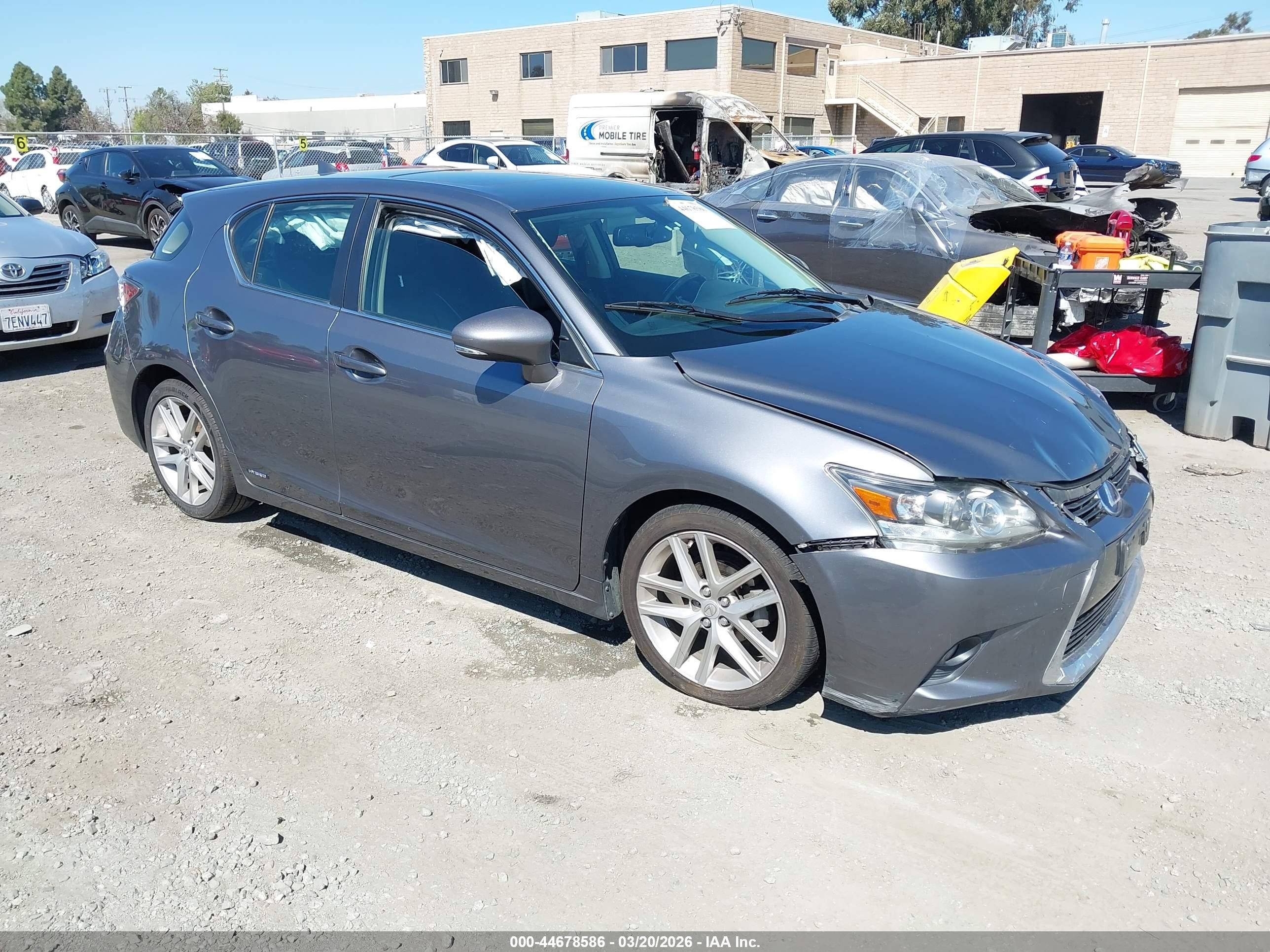 2017 Lexus CT 200h F Sport, VIN JTHKD5BH8H2288944 — Front end
