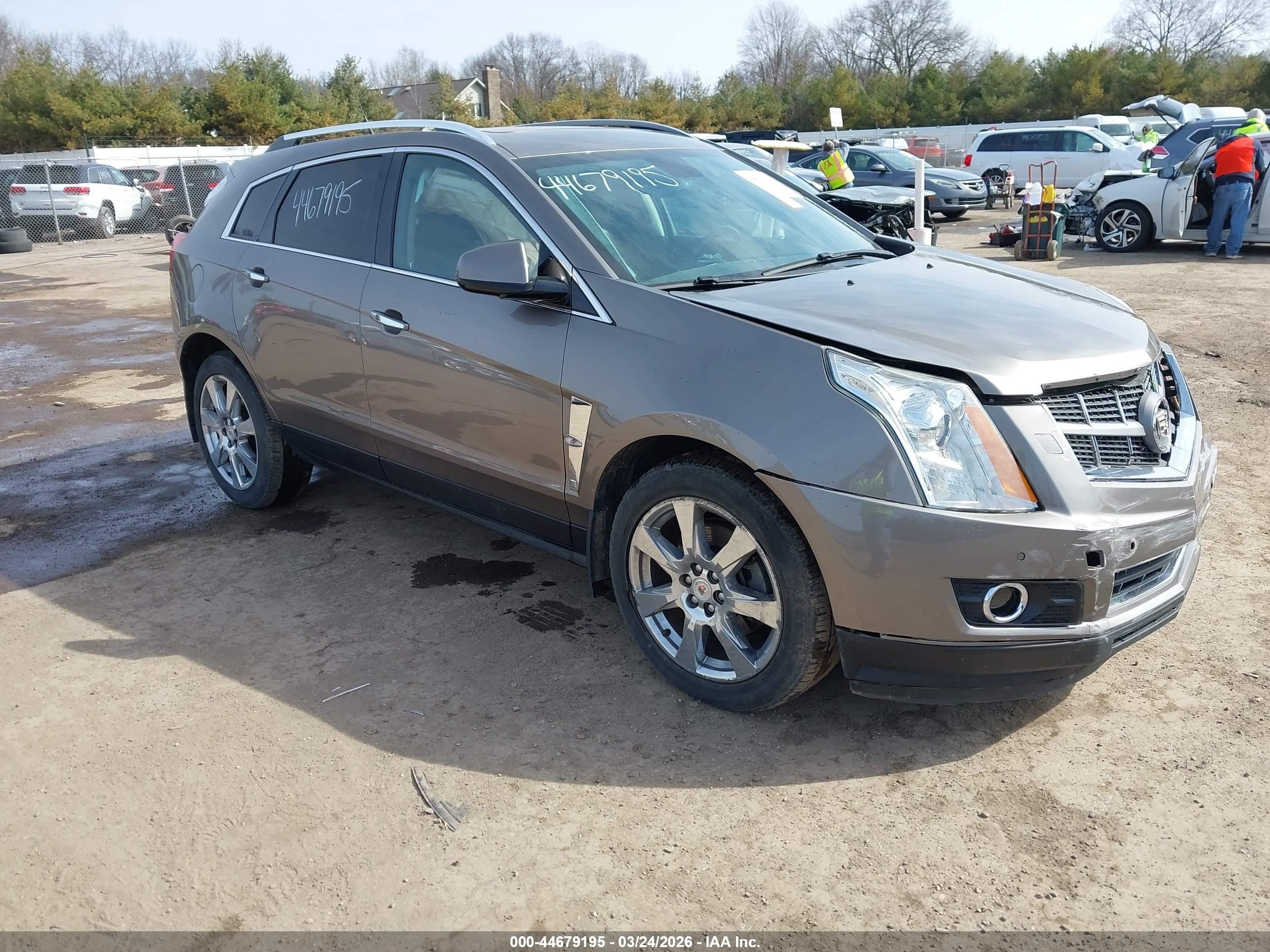 2012 Cadillac SRX Premium Collection, VIN 3GYFNFE34CS619273 — Front end
