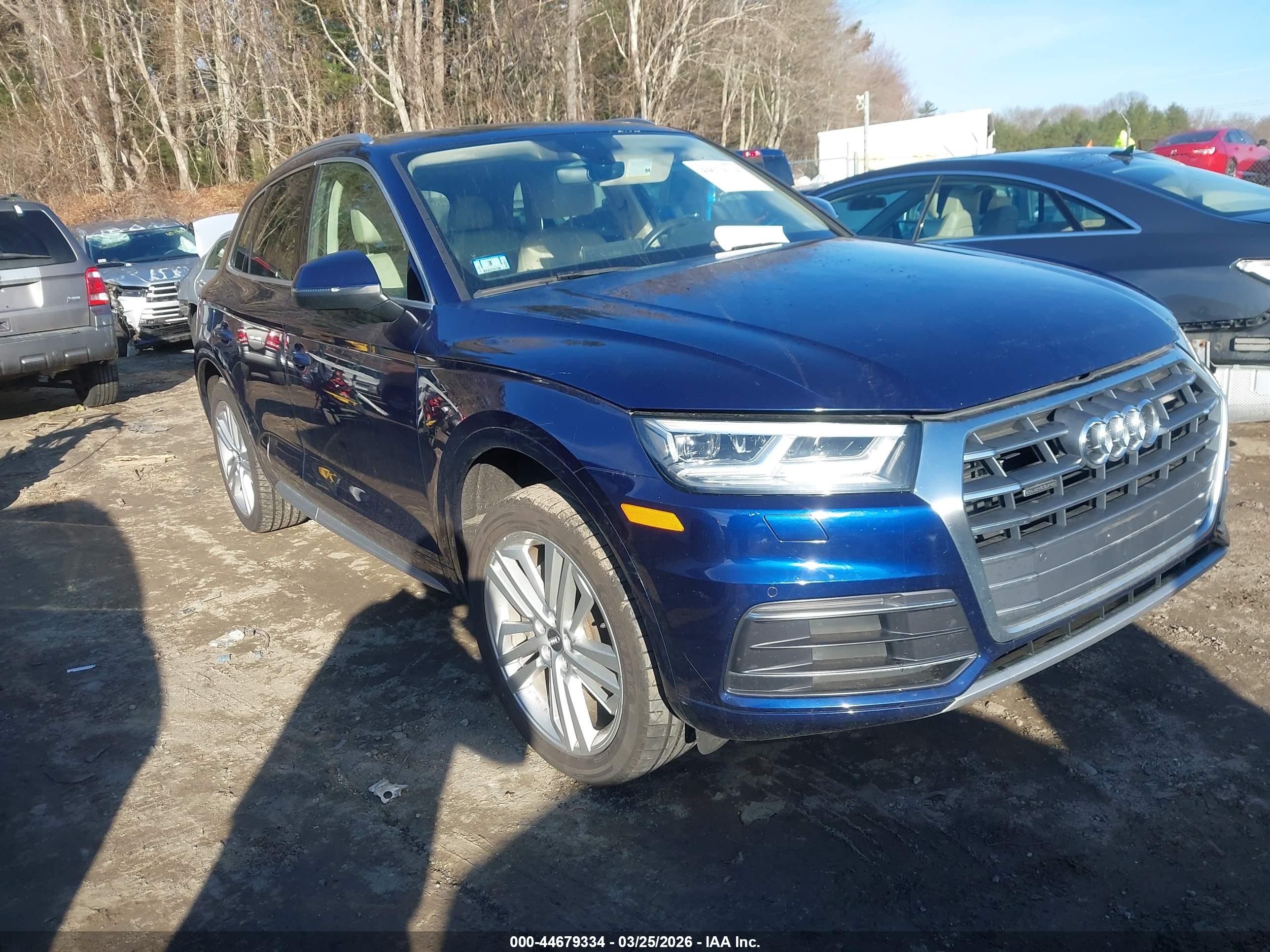 2018 Audi Q5 Premium Plus, VIN WA1BNAFY9J2000477 — Электрика