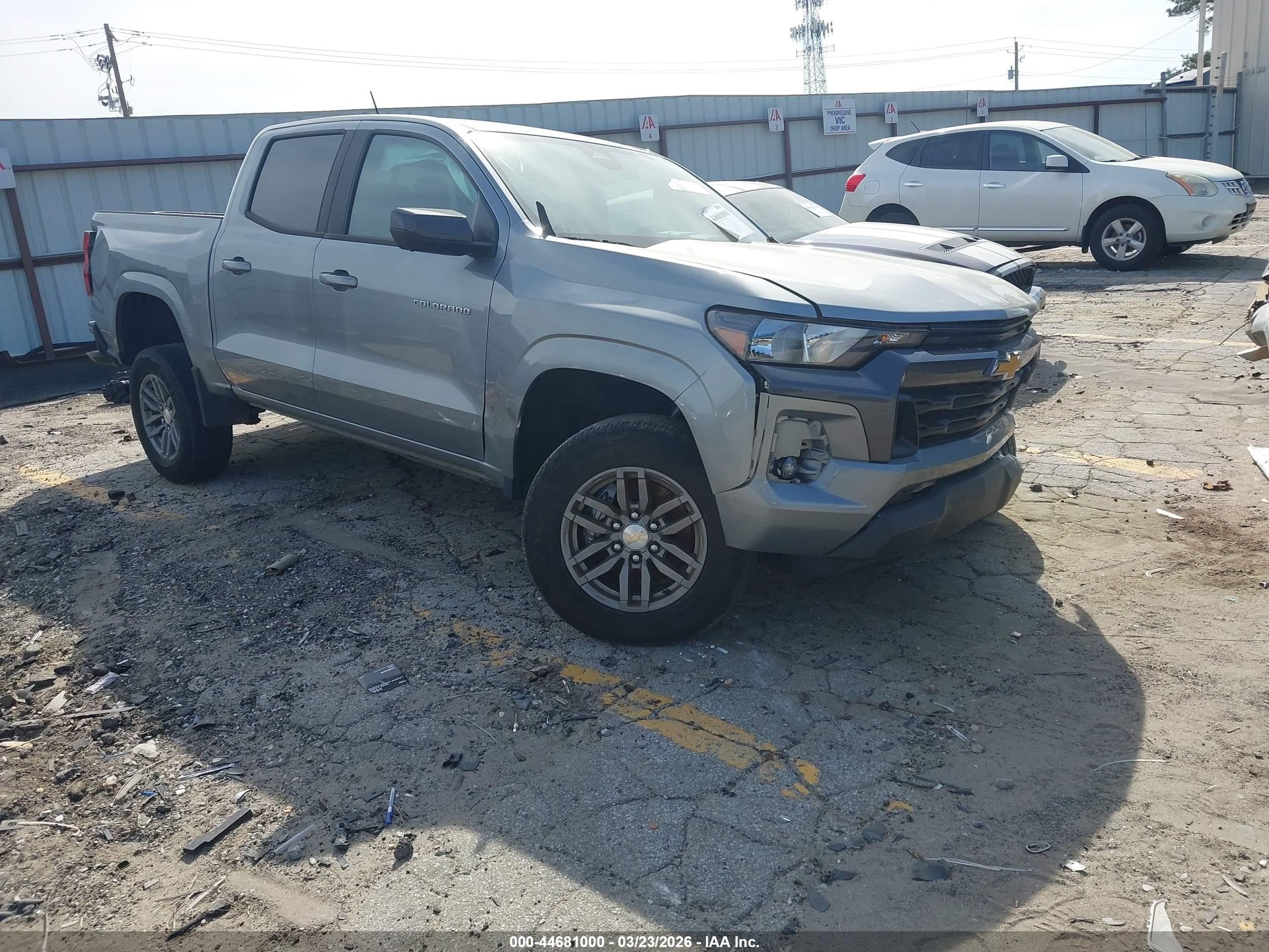 2023 Chevrolet Colorado 2WD LT, VIN 1GCPSCEK5P1220808 — Front end