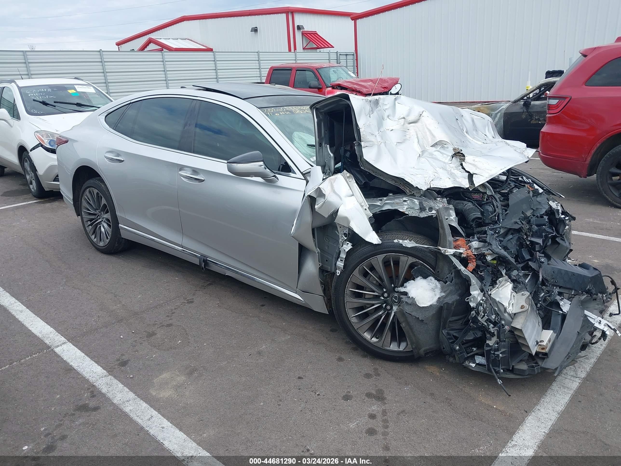 2018 Lexus LS 500, VIN JTHB5LFF8J5003660 — Front end