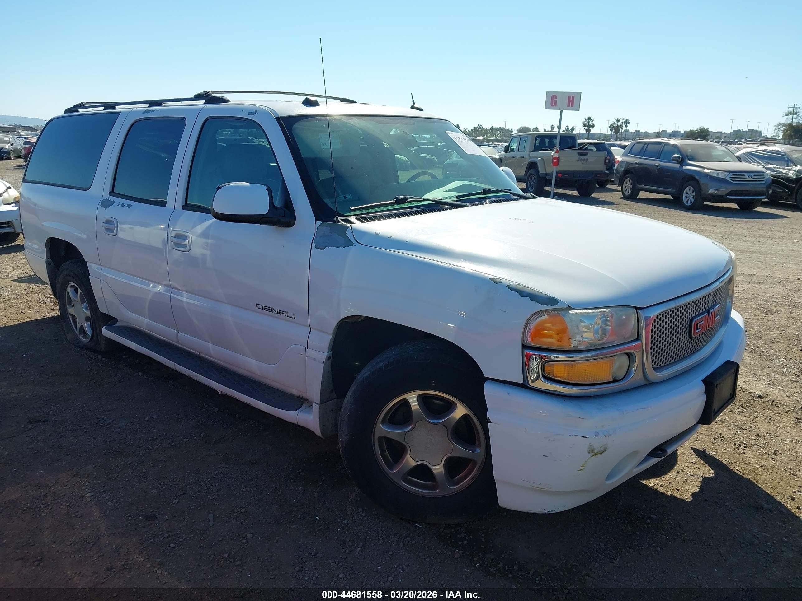 2005 GMC Yukon XL, VIN 1GKFK66U65J153263 — Rear end