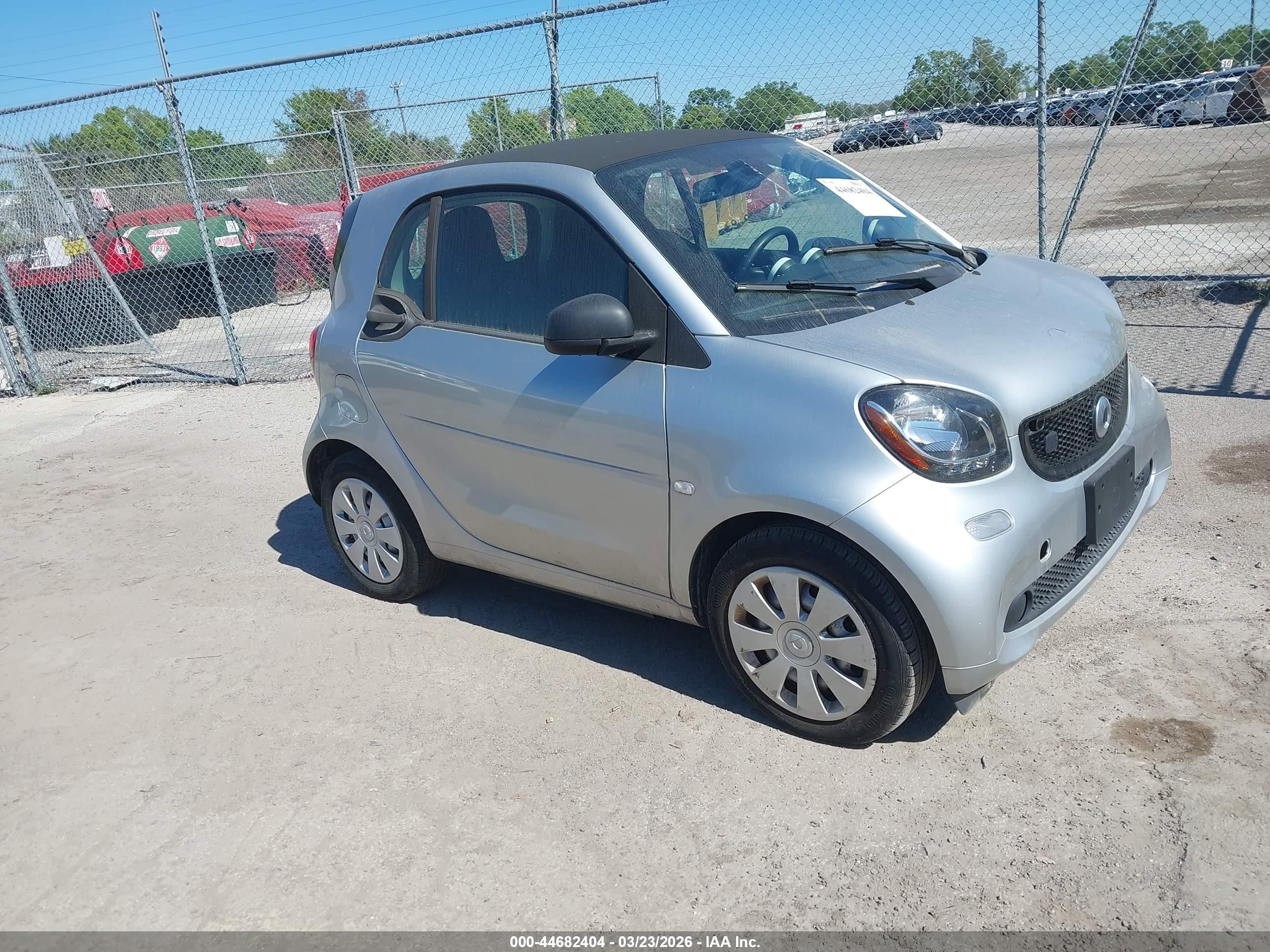 2018 Smart fortwo Passion, VIN WMEFJ9BAXJK322654 — Electrical