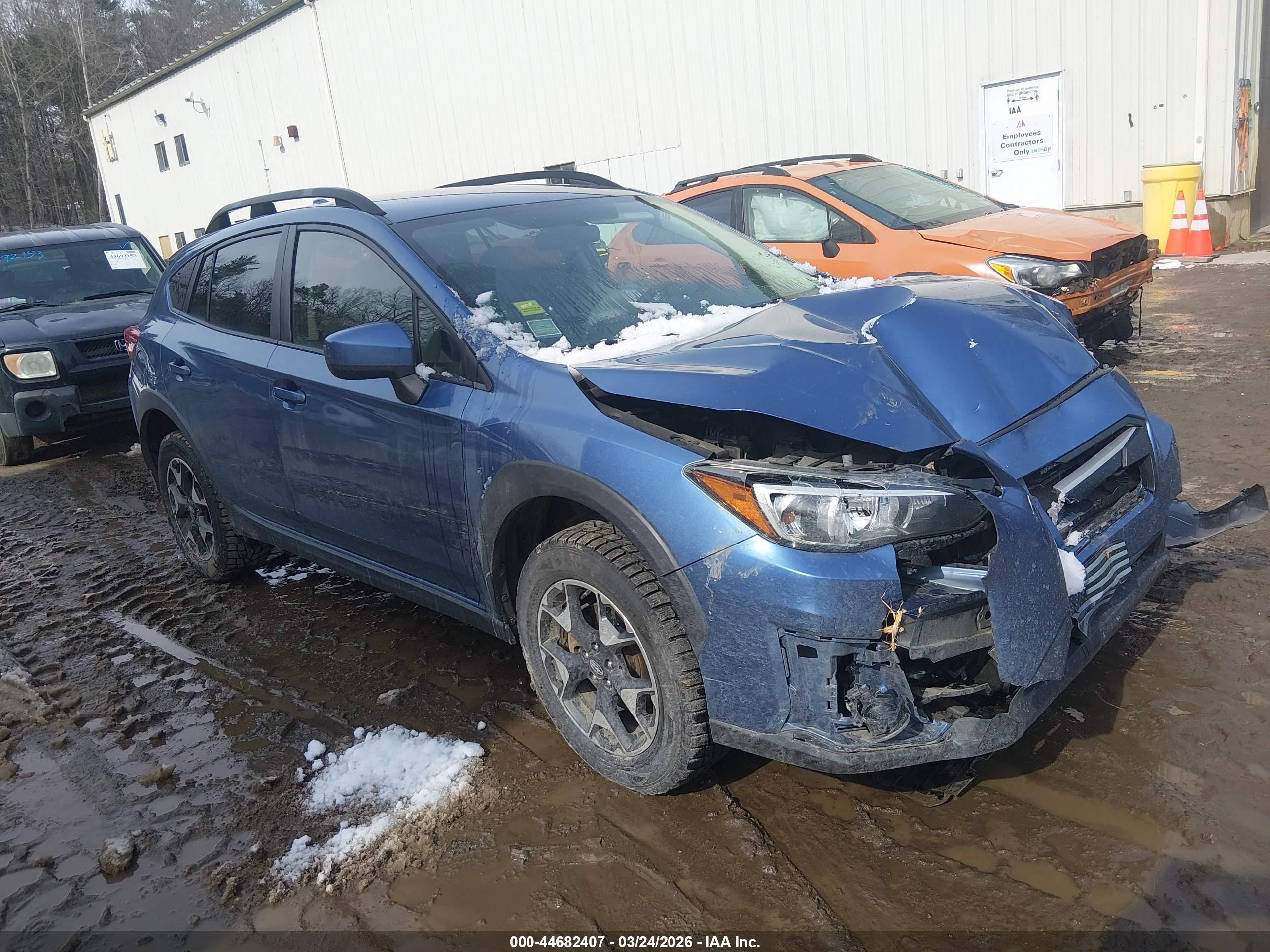 2019 Subaru Crosstrek Premium, VIN JF2GTACC9K8368331 — Front end