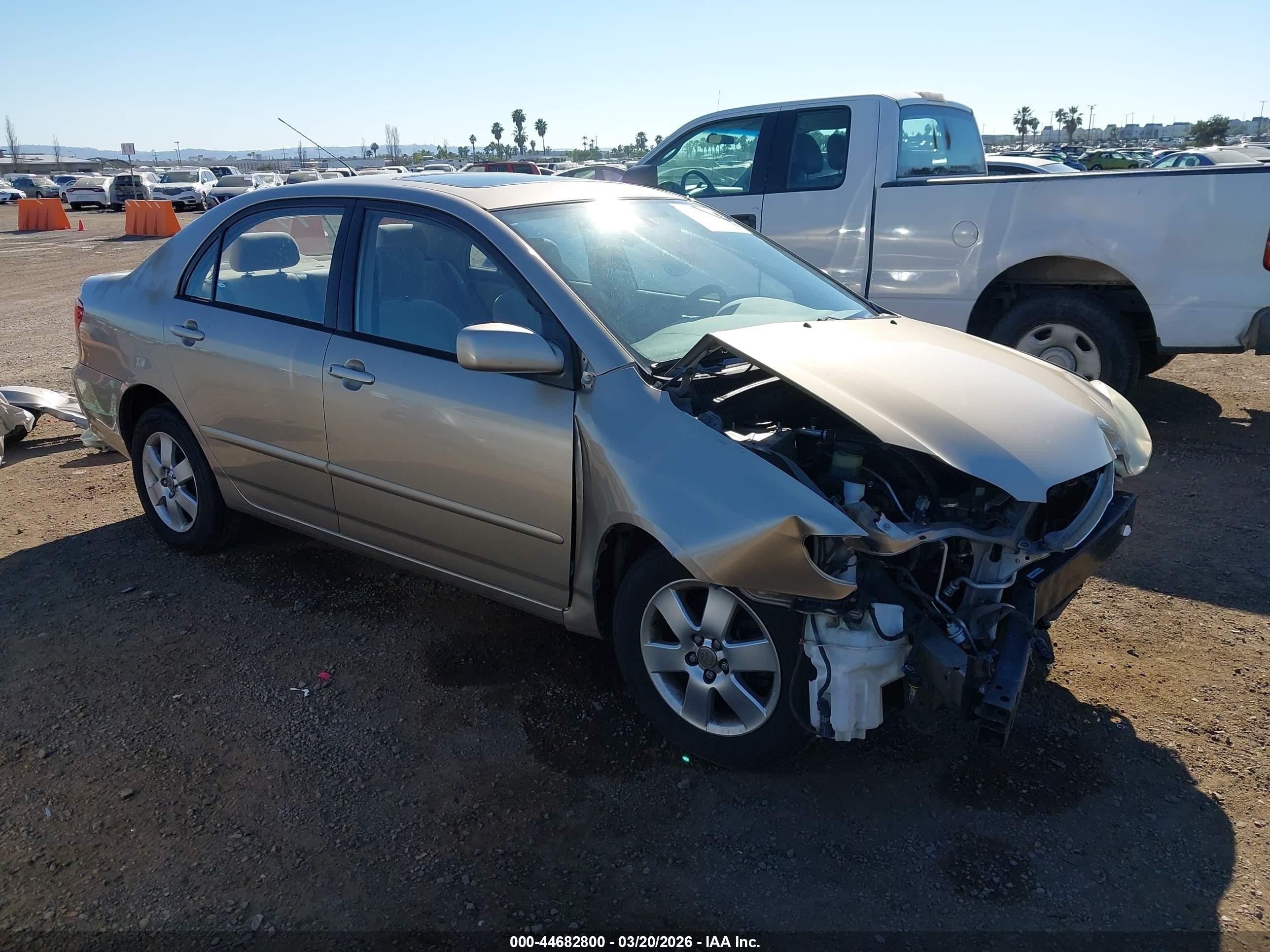 2004 Toyota Corolla LE, VIN 1NXBR38E14Z314265 — Front end