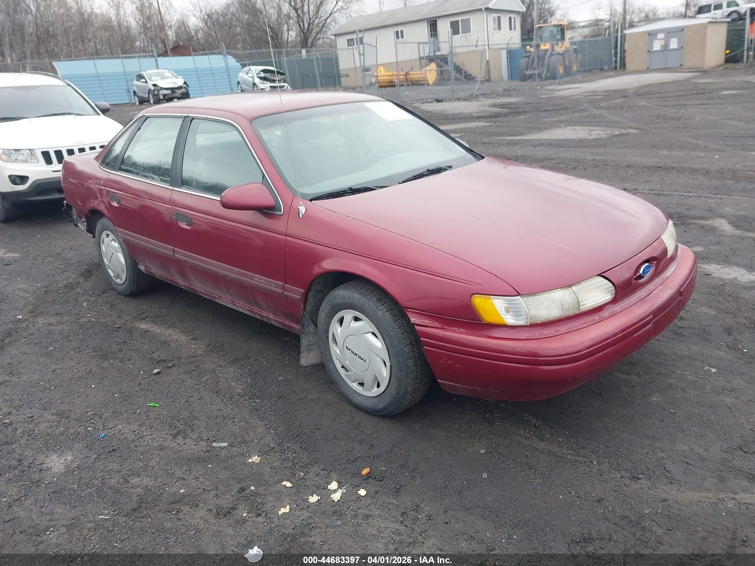 1993 Ford Taurus GL, VIN 1FALP52U4PA272356 — Rear end