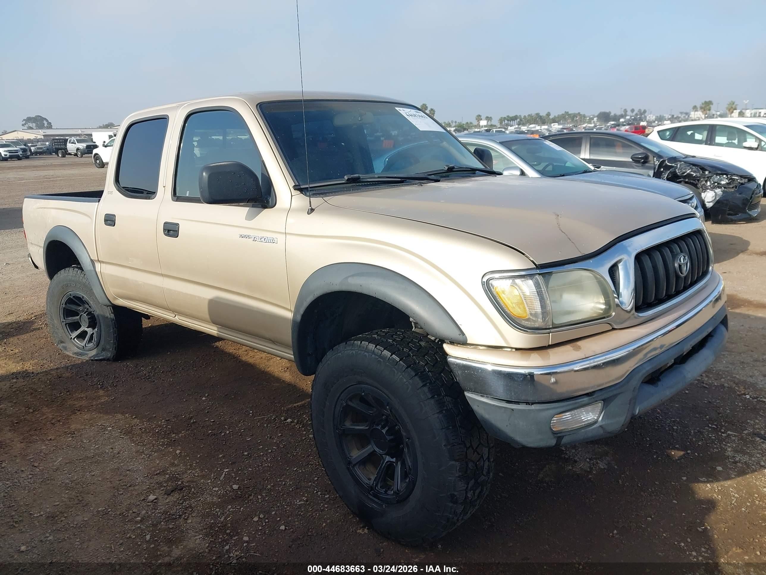 2003 Toyota Tacoma PreRunner, VIN 5TEGN92N73Z153248 — Бок