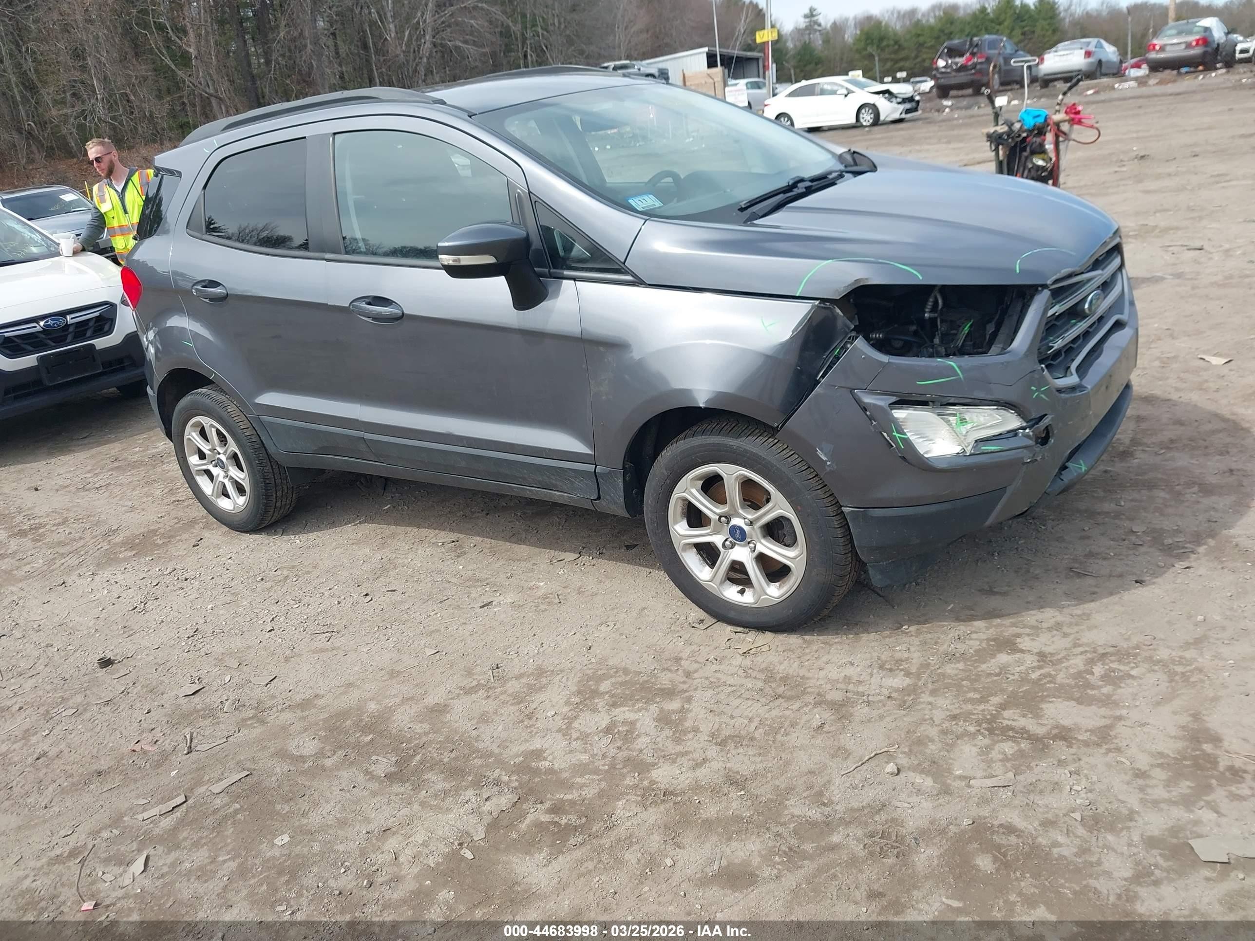 2018 Ford EcoSport SE, VIN MAJ6P1UL5JC240957 — Front end