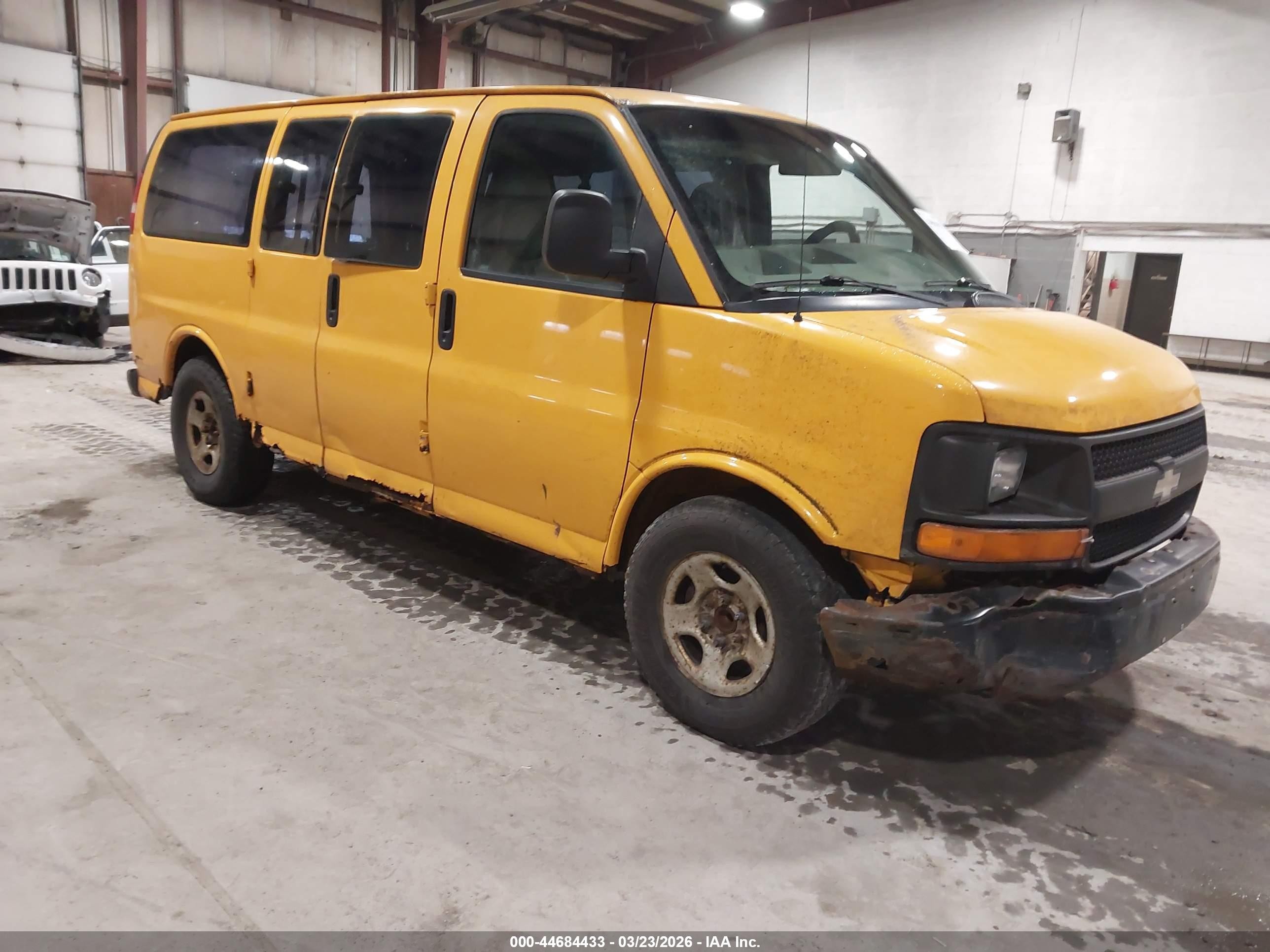 2004 Chevrolet Express Passenger, VIN 1GNFG15X341112316 — Mechanical