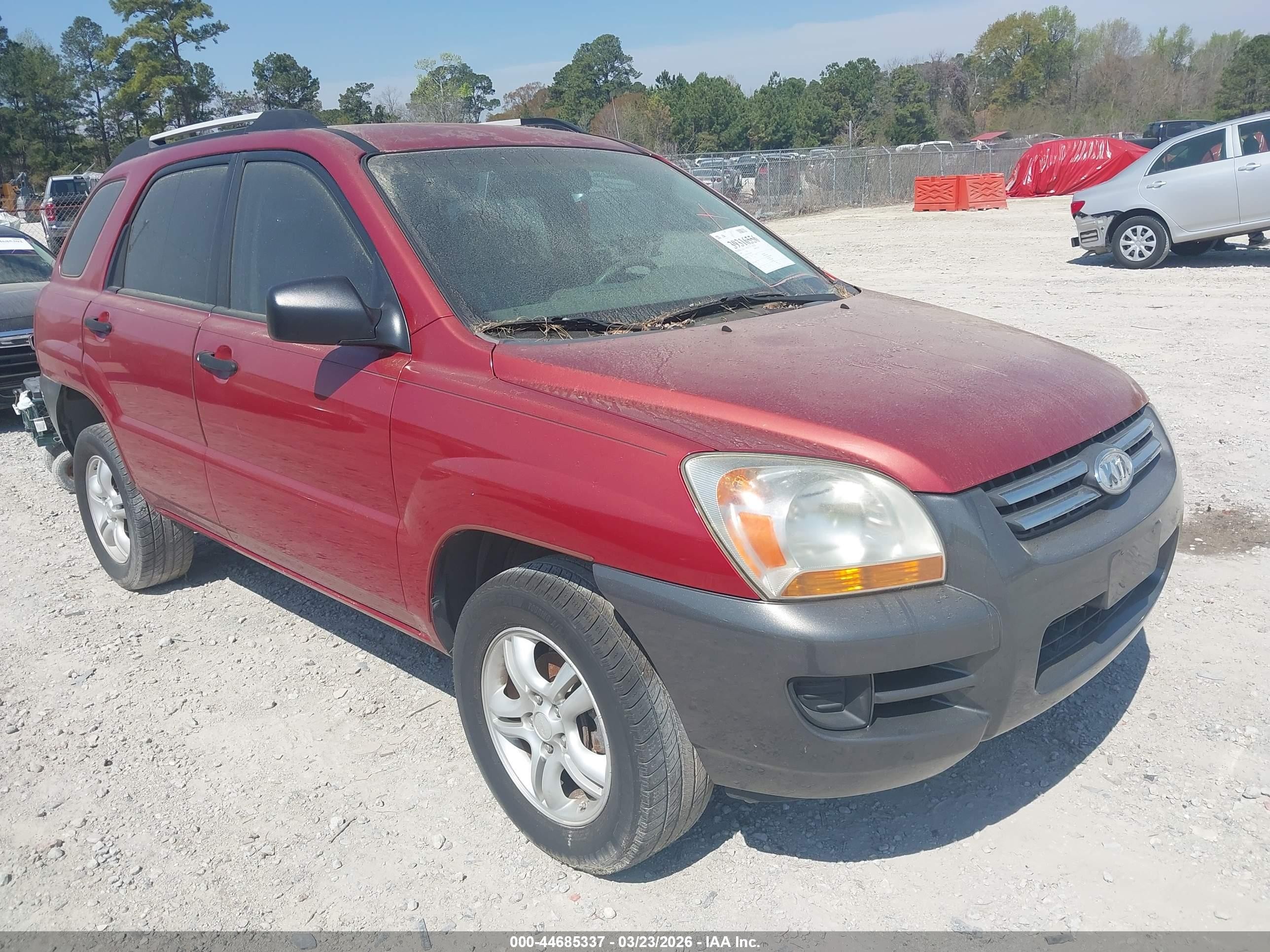 2008 Kia Sportage LX, VIN KNDJE723287504414 — Механическое