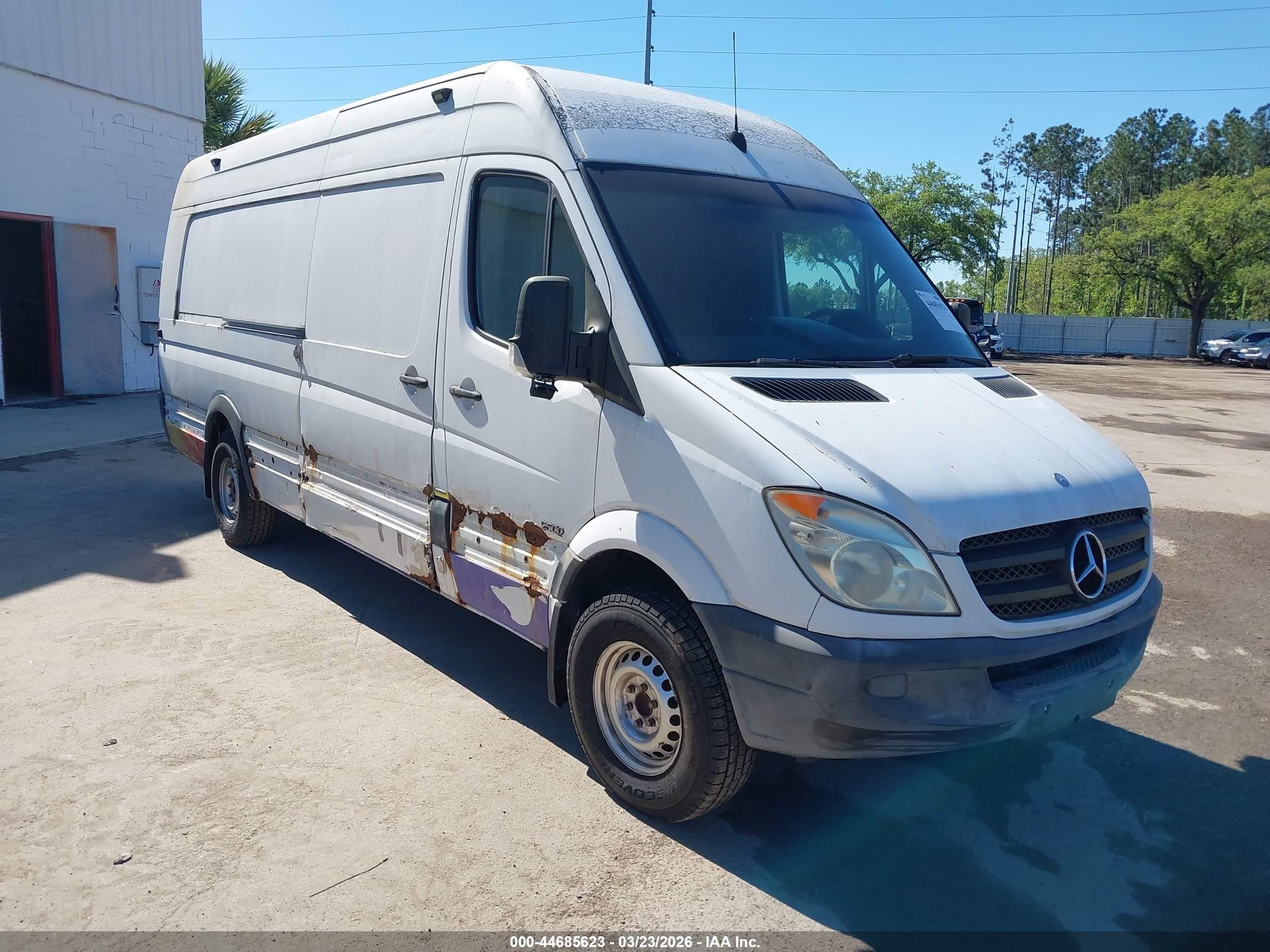 2010 Mercedes-Benz Sprinter Cargo, VIN WD3PE8CC0A5424118 — Mechanical