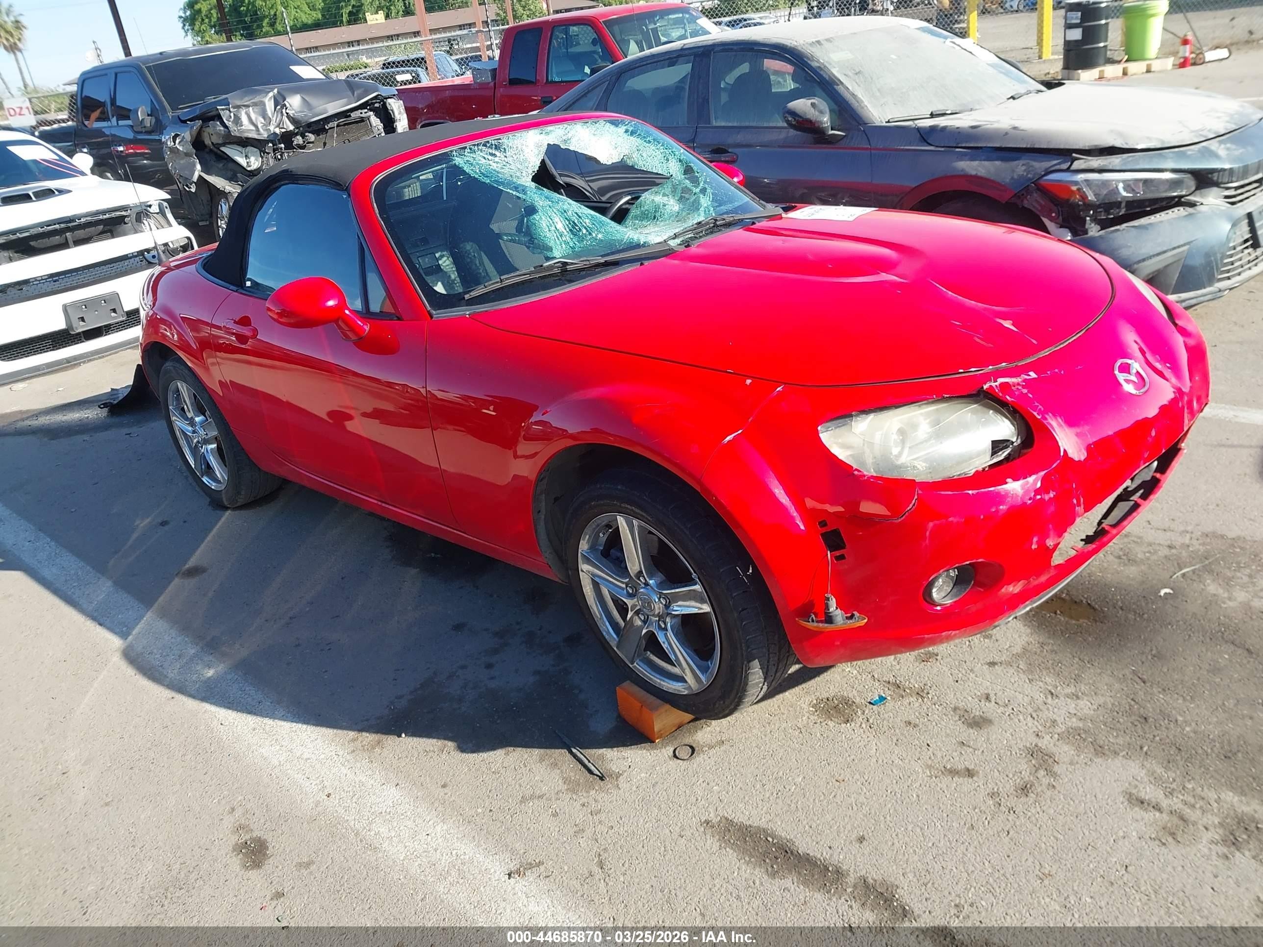 2006 Mazda MX-5 Miata Touring, VIN JM1NC25F260107548 — Front end
