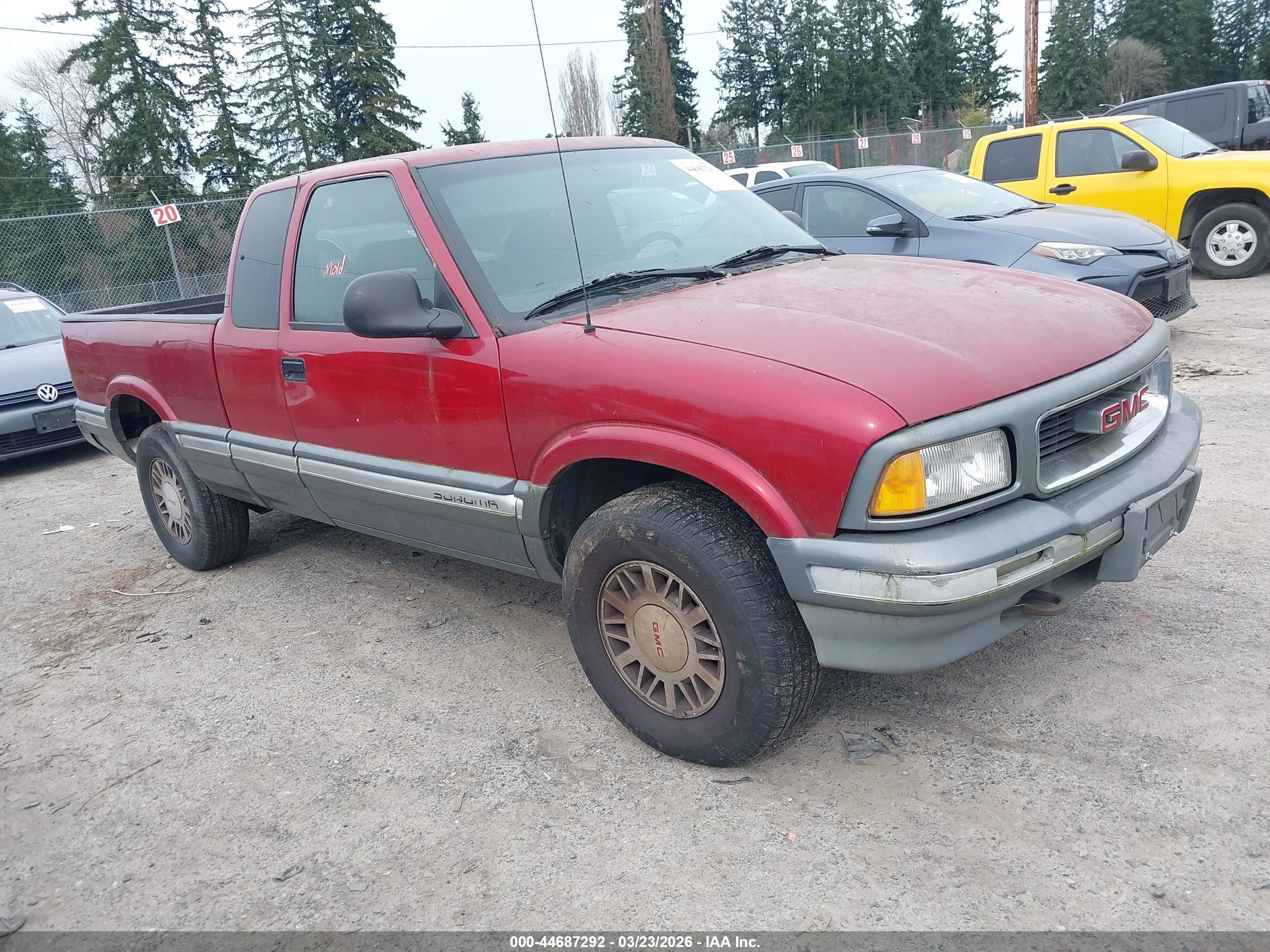1997 GMC Sonoma SLS 1SH, VIN 1GTDT19WXV8521449 — После угона