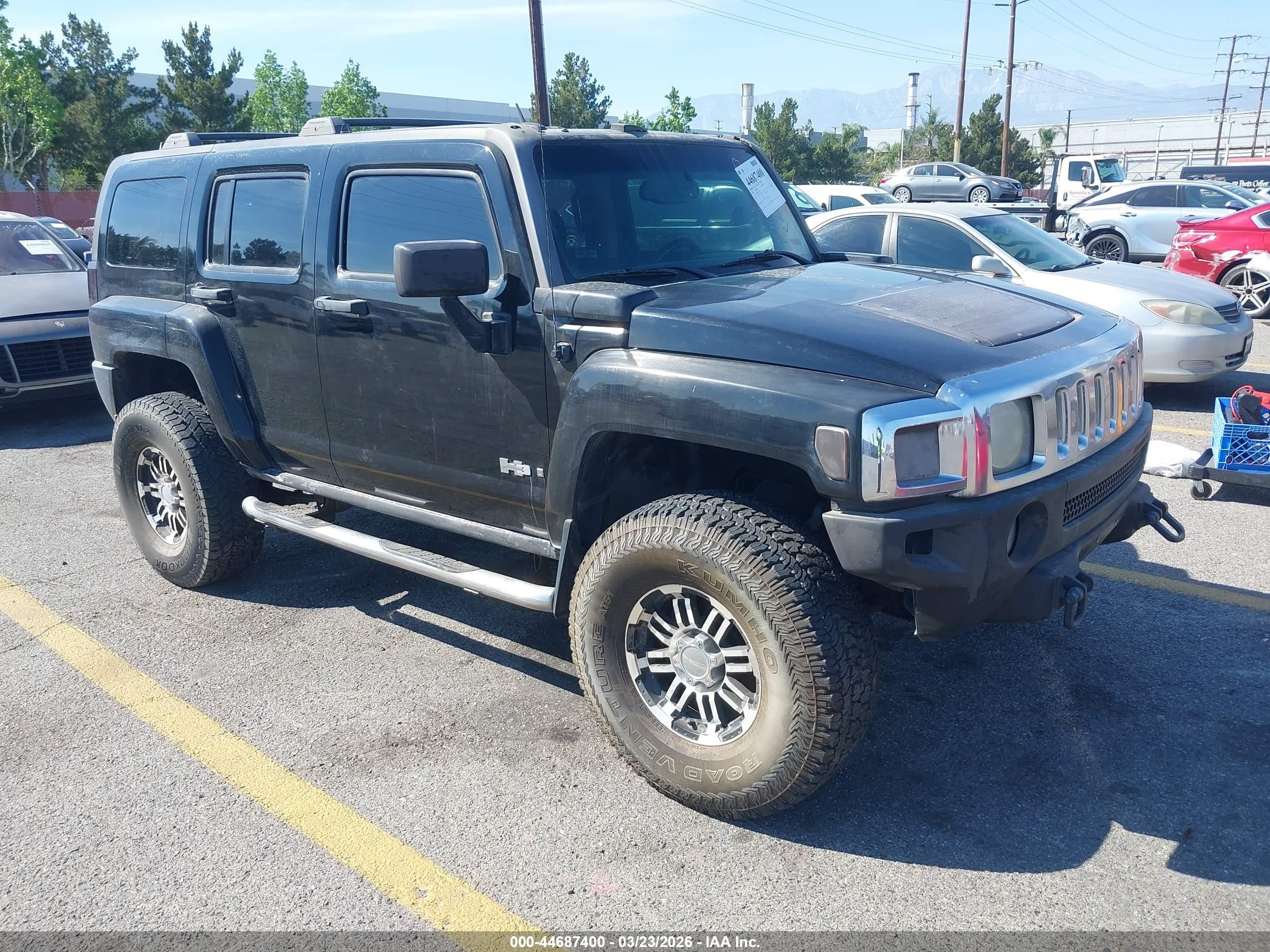 2006 Hummer H3, VIN 5GTDN136468107757 — Roof