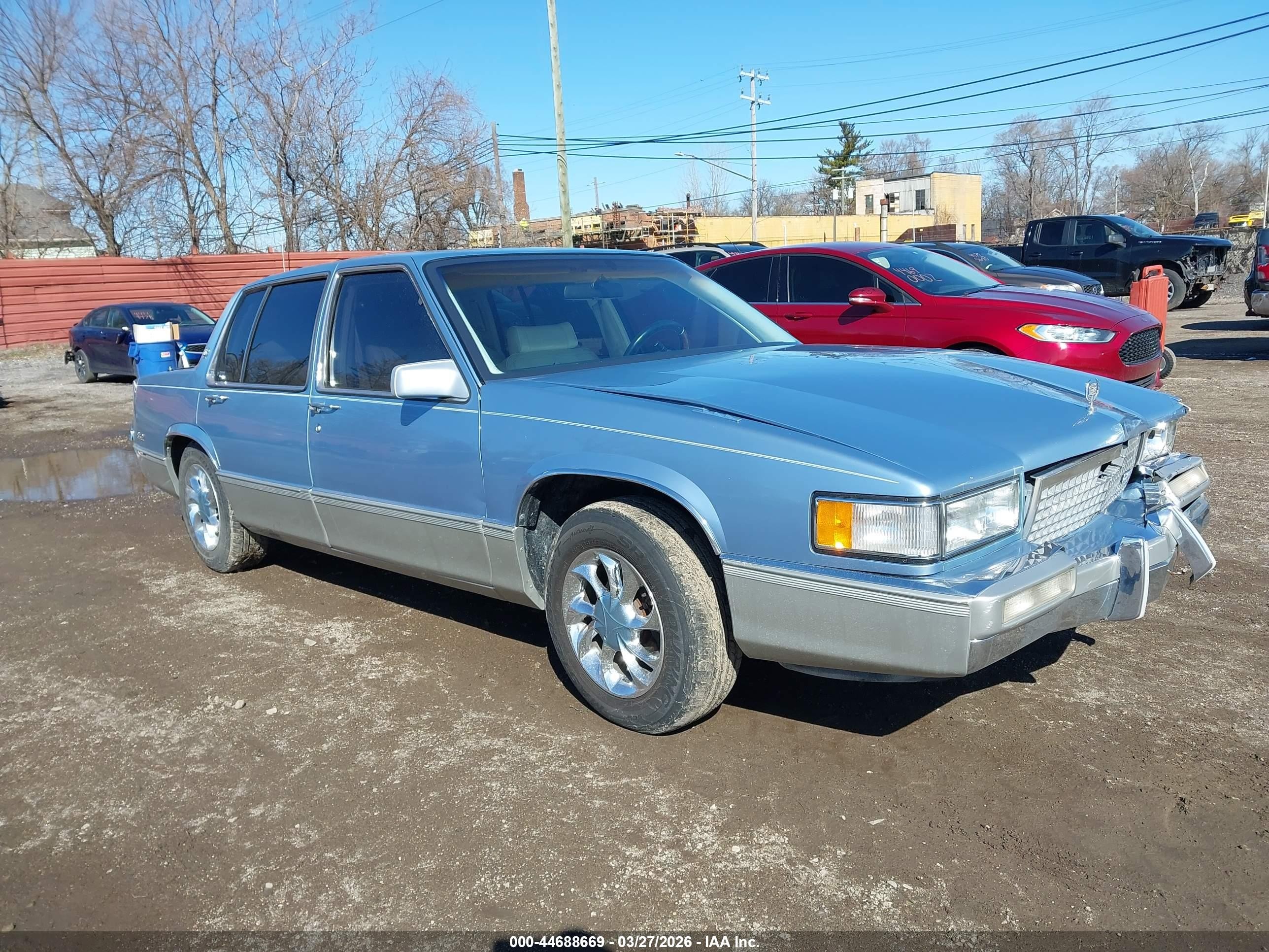 1989 Cadillac DeVille, VIN 1G6CD515XK4217403 — All over