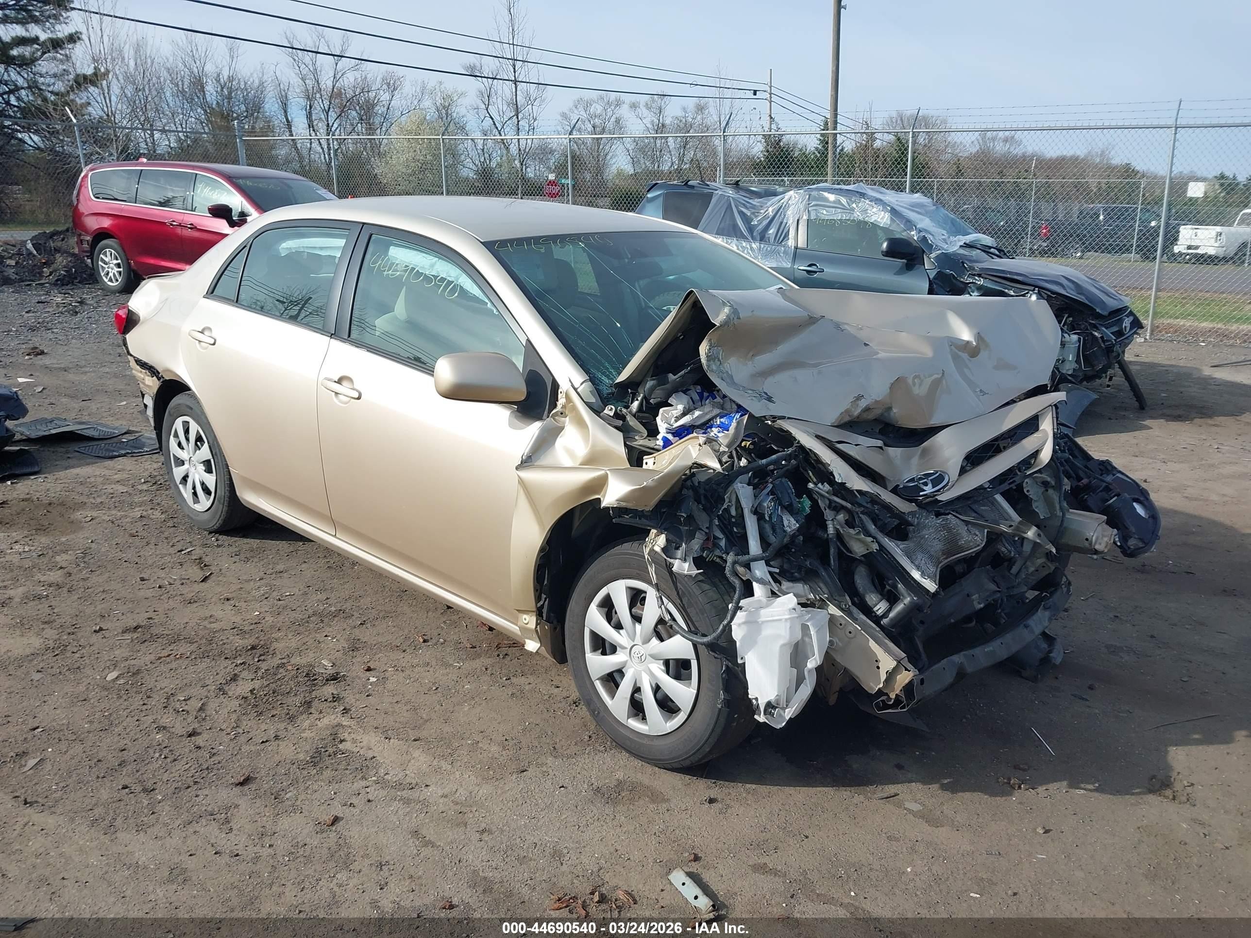 2011 Toyota Corolla S, VIN 2T1BU4EE1BC668004 — Front end